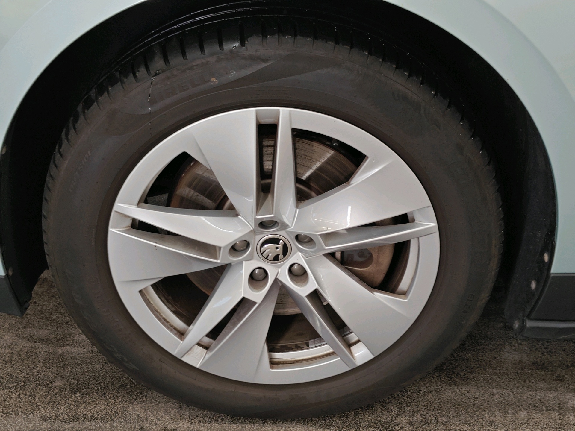 Foto van Skoda Enyaq 80