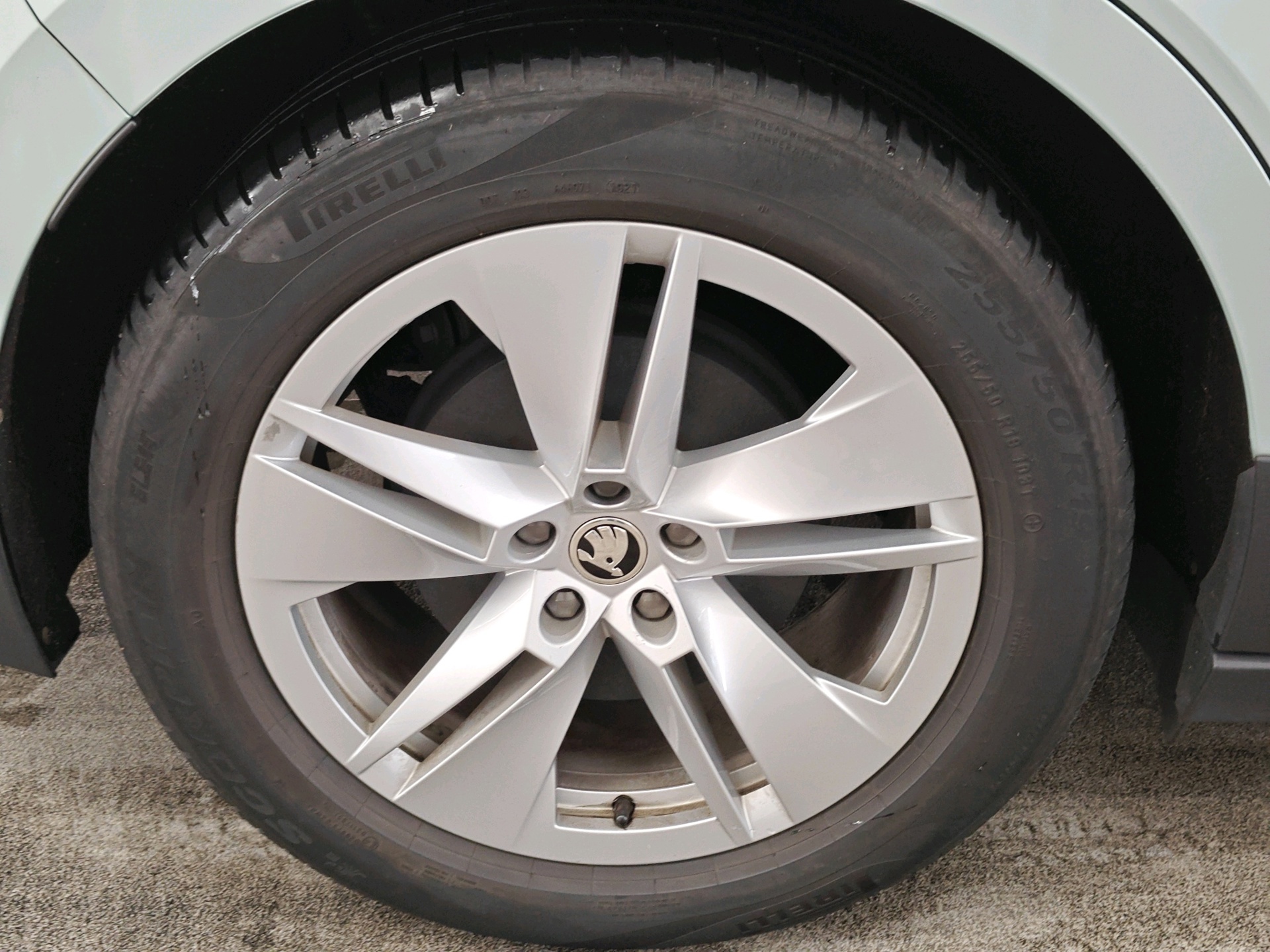 Foto van Skoda Enyaq 80
