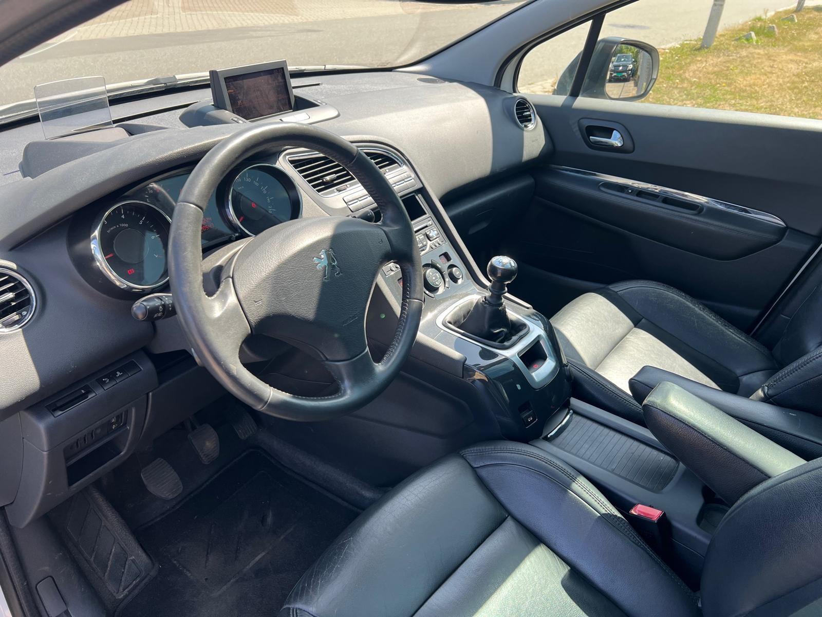 Foto van Peugeot 5008