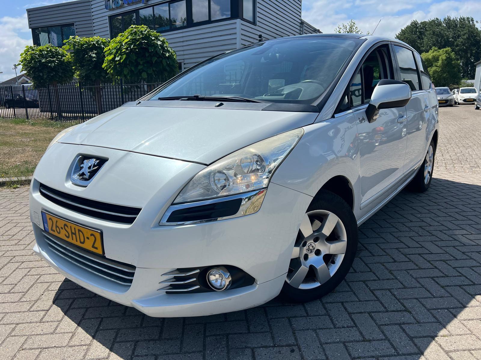 Foto van Peugeot 5008