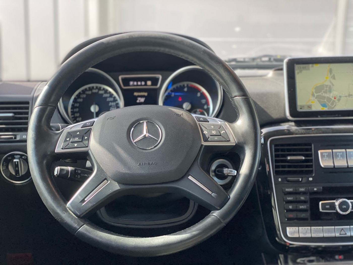 Foto van Mercedes-Benz G 350 Bluetec
