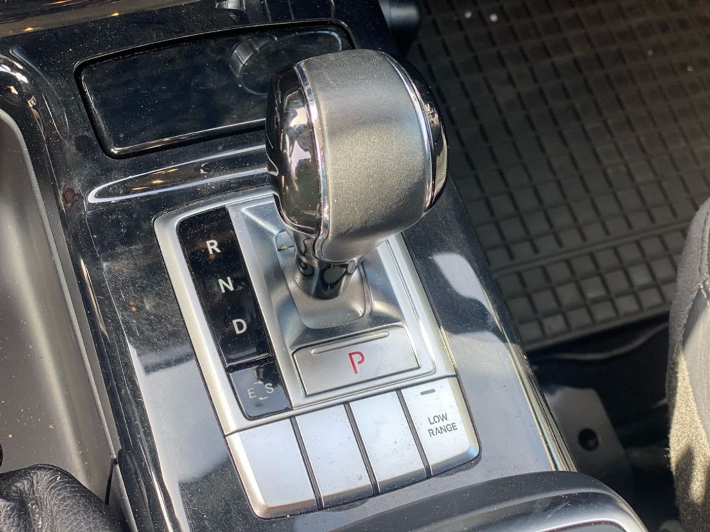 Foto van Mercedes-Benz G 350 Bluetec