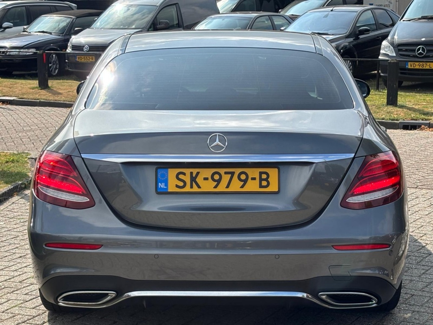 Foto van Mercedes-Benz E 220 D
