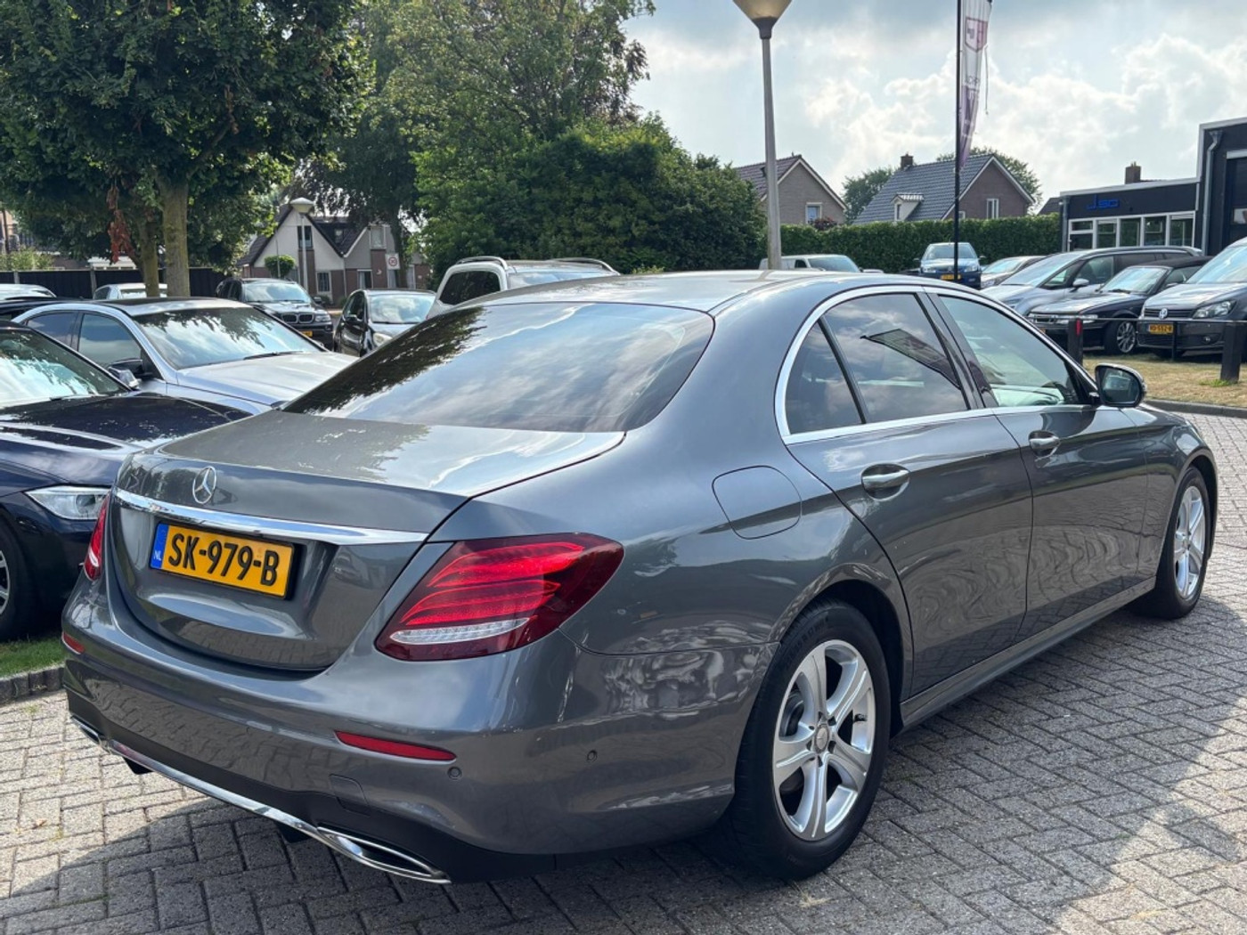 Foto van Mercedes-Benz E 220 D