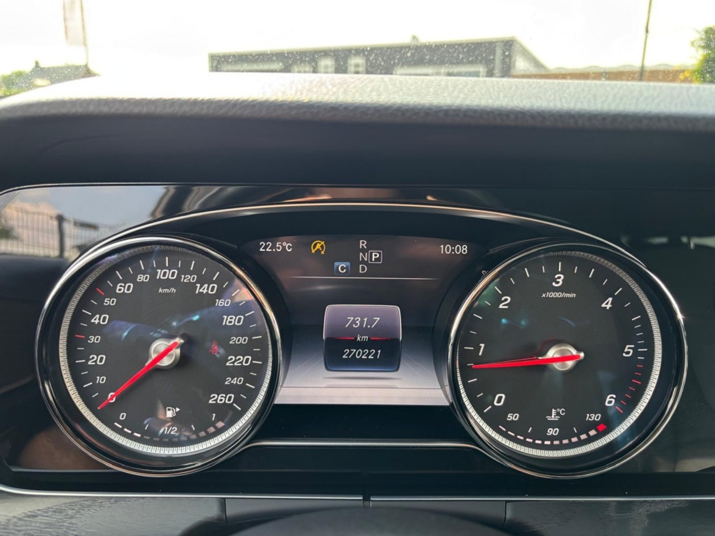 Foto van Mercedes-Benz E 220 D