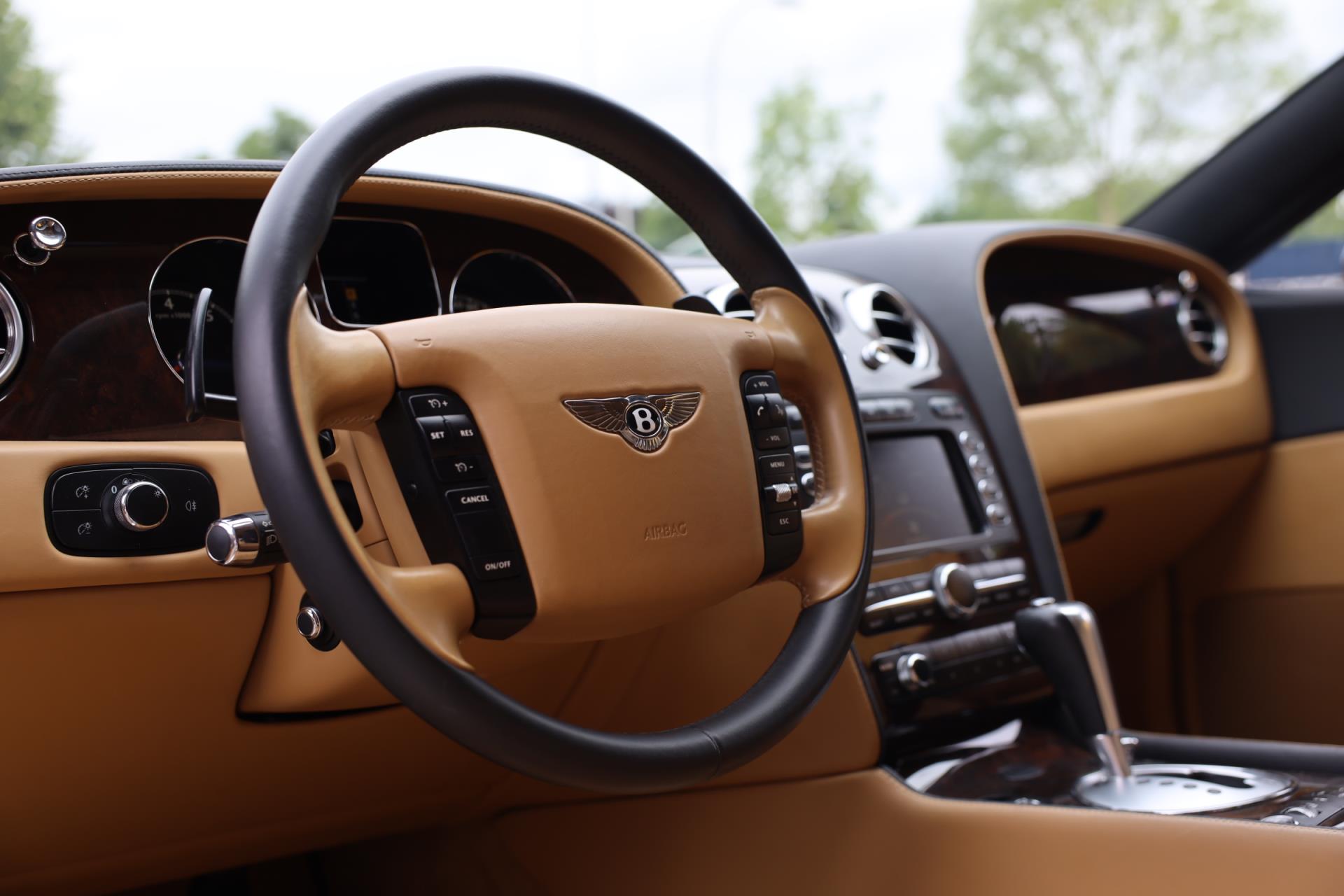 Foto van Bentley Continental GT