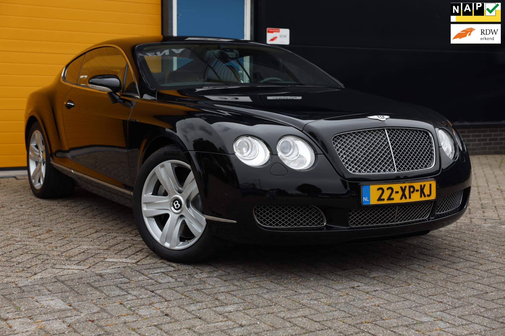 Bentley Continental GT 6.0 W12 / NL Auto / NAP / Leder / Navi / TOPSTAAT / Uniek / Youngtimer 2007 - voorkant