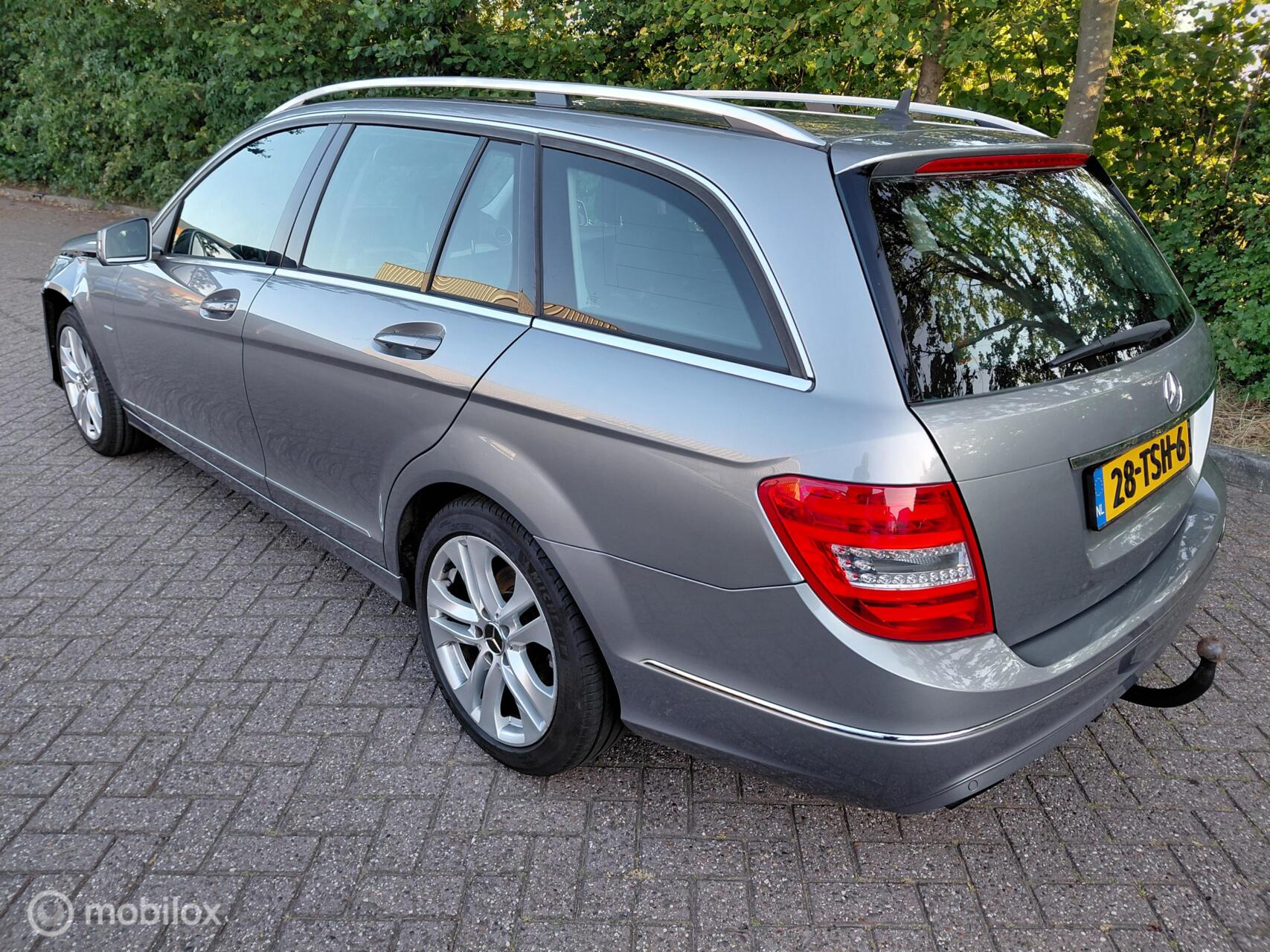 Foto van Mercedes-Benz C 180