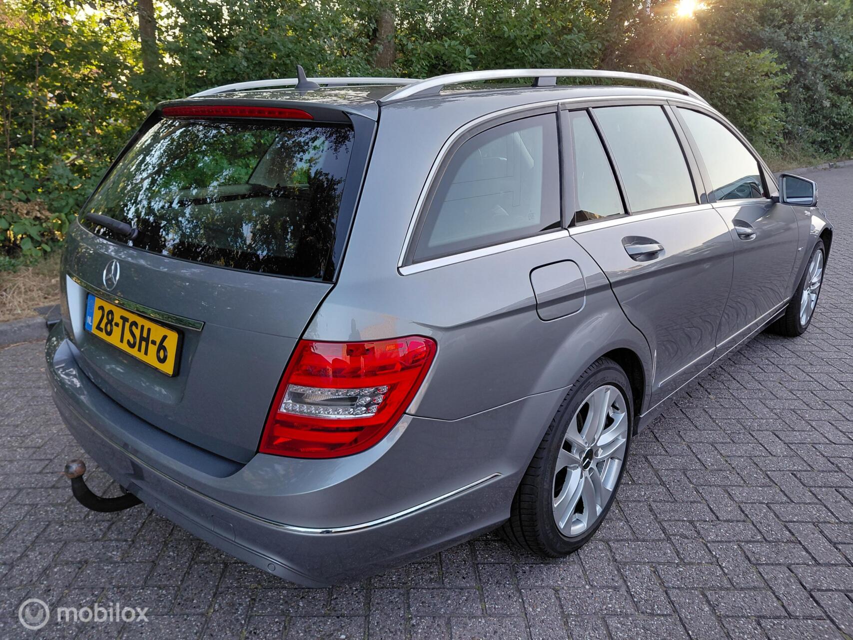 Foto van Mercedes-Benz C 180
