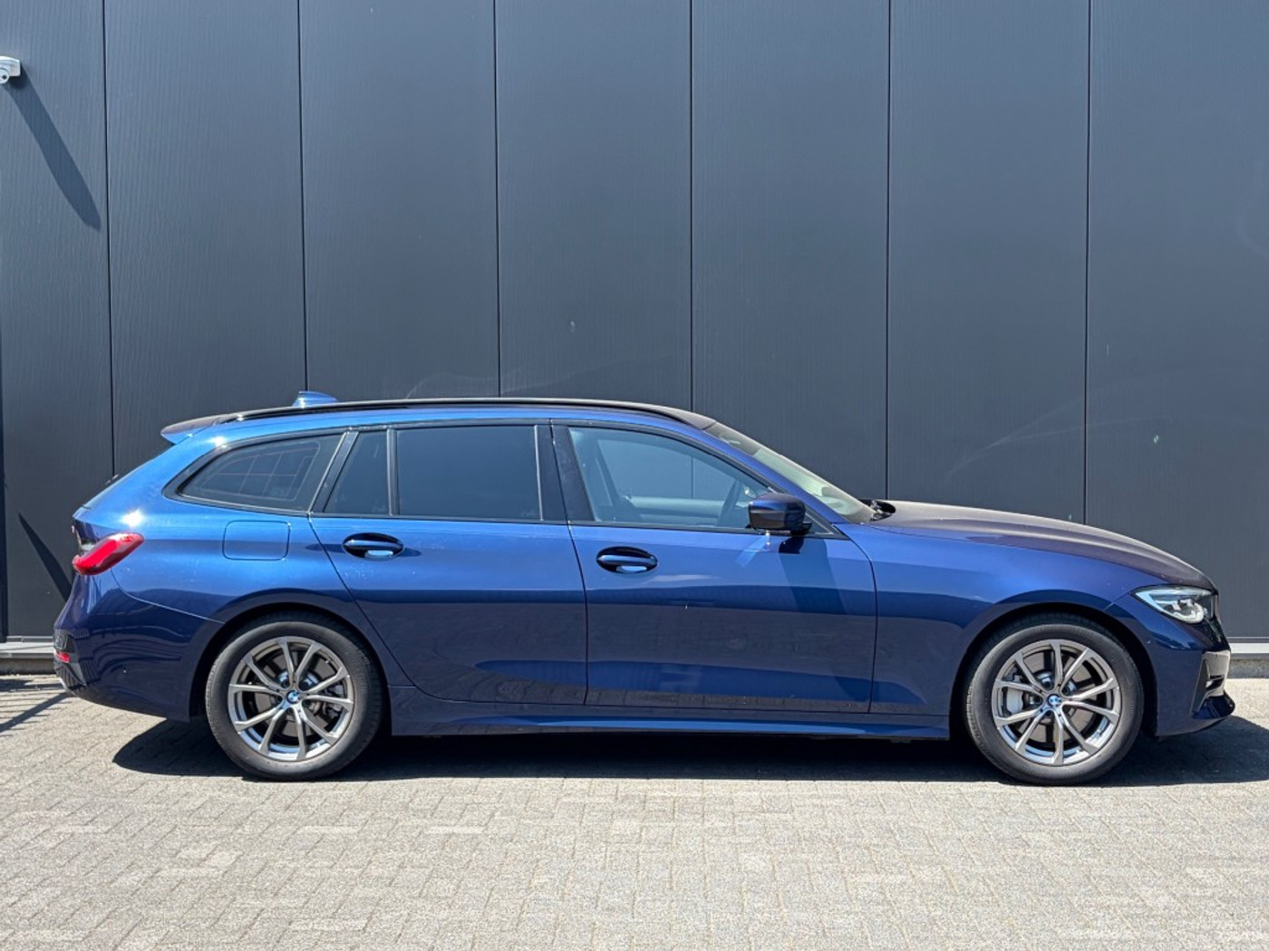 Foto van BMW 330i