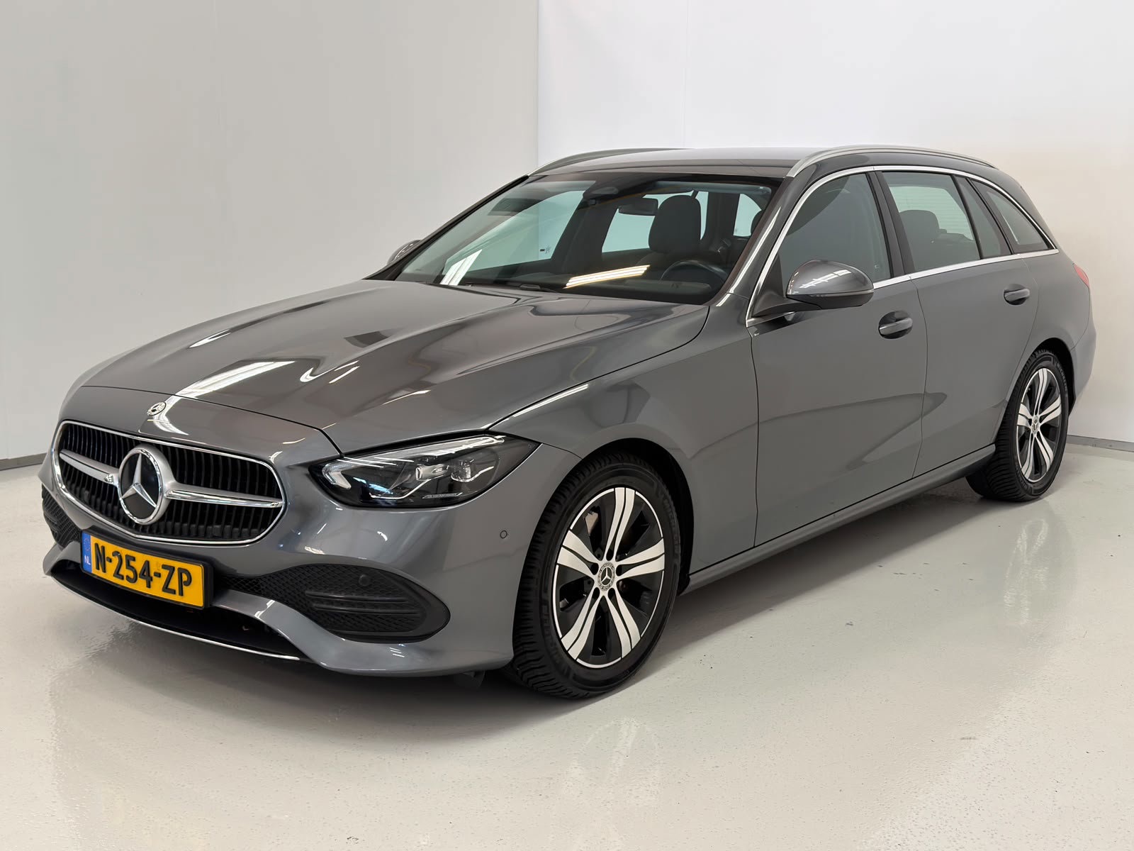 Foto van Mercedes-Benz C 200