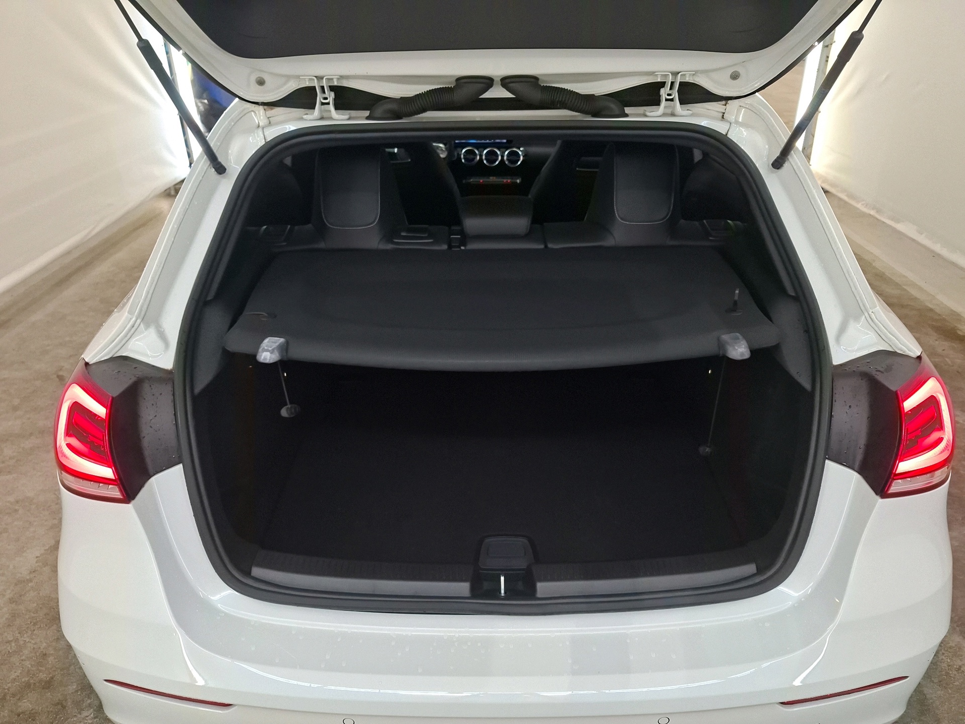 Foto van Mercedes-Benz A 200