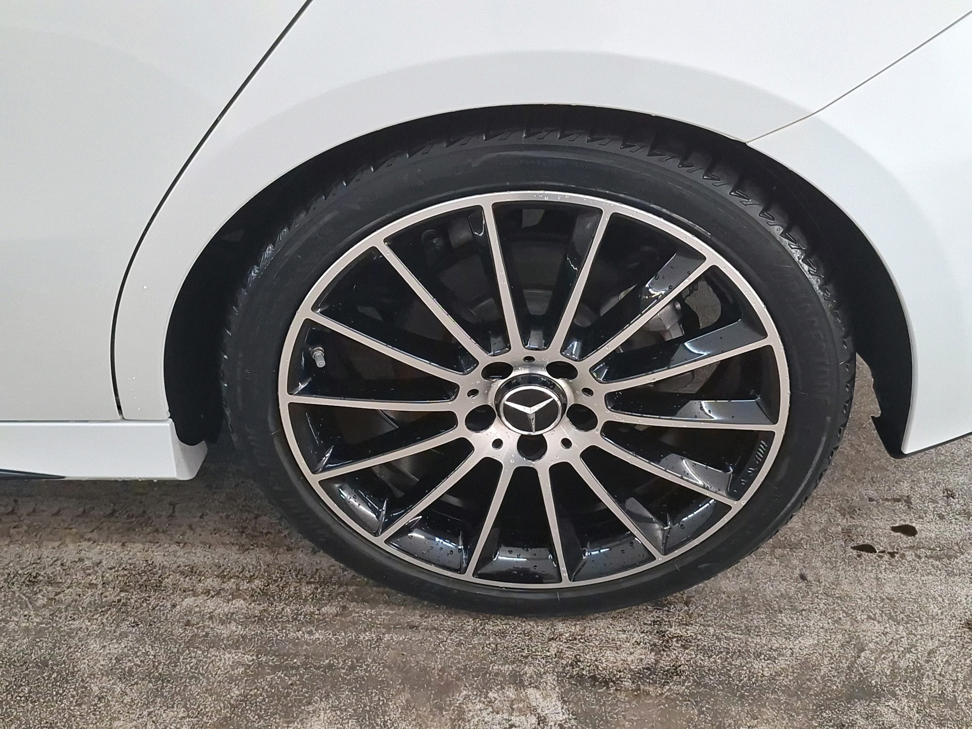 Foto van Mercedes-Benz A 200