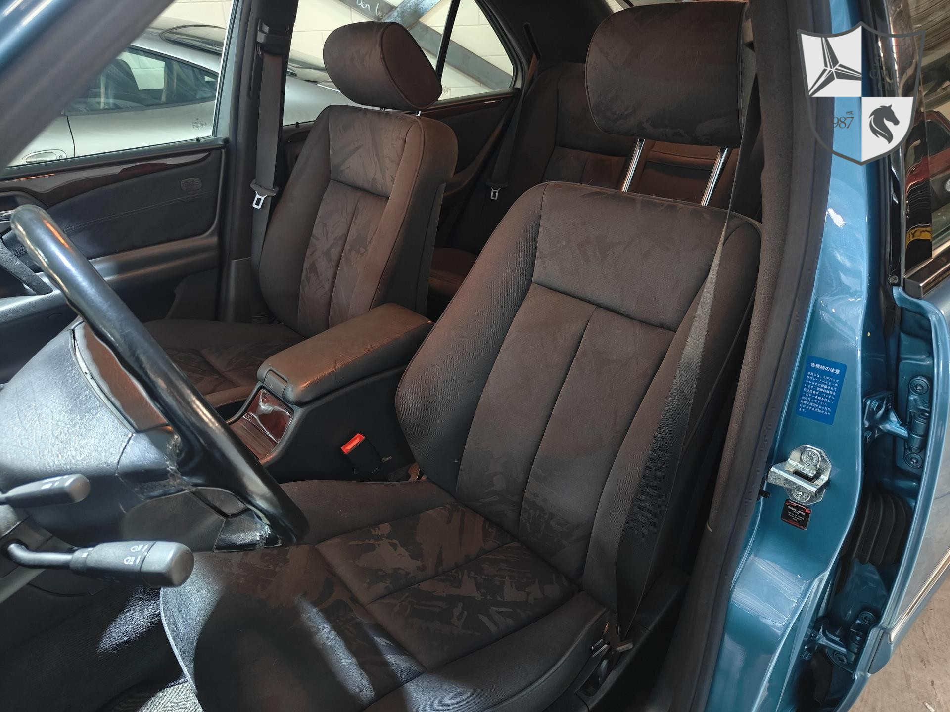 Foto van Mercedes-Benz E 320 4-matic