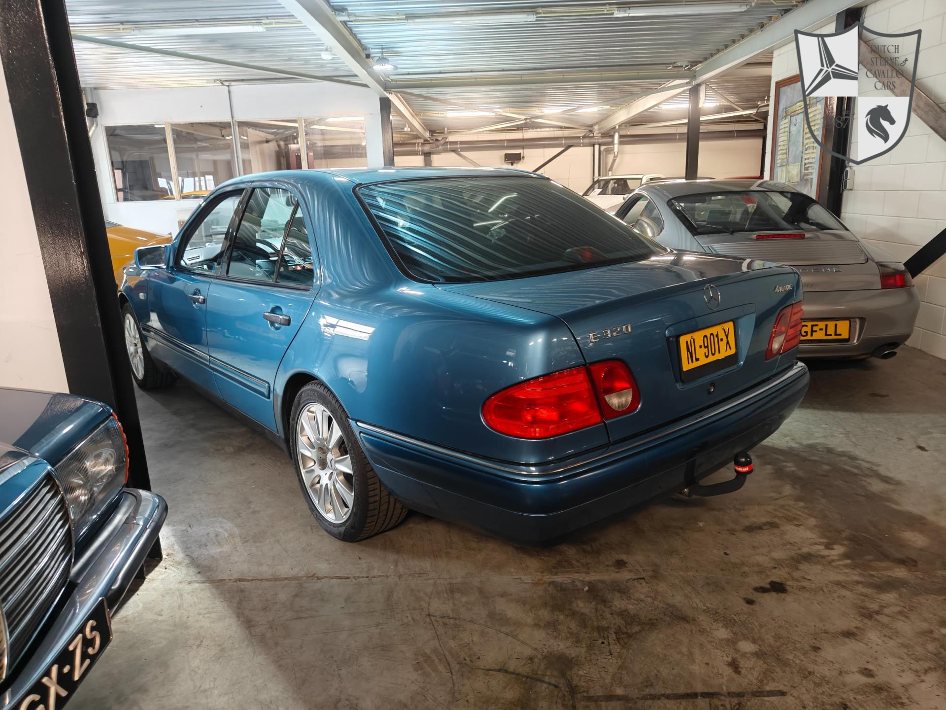 Foto van Mercedes-Benz E 320 4-matic