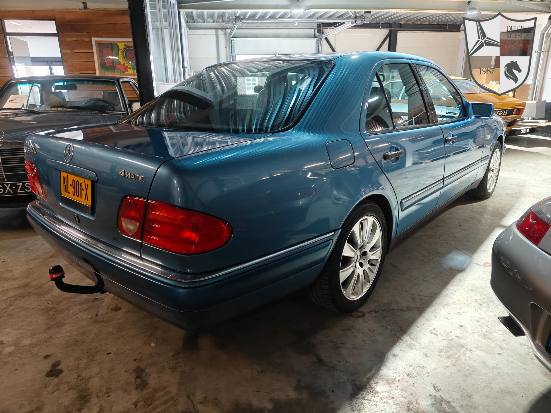 Foto van Mercedes-Benz E 320 4-matic