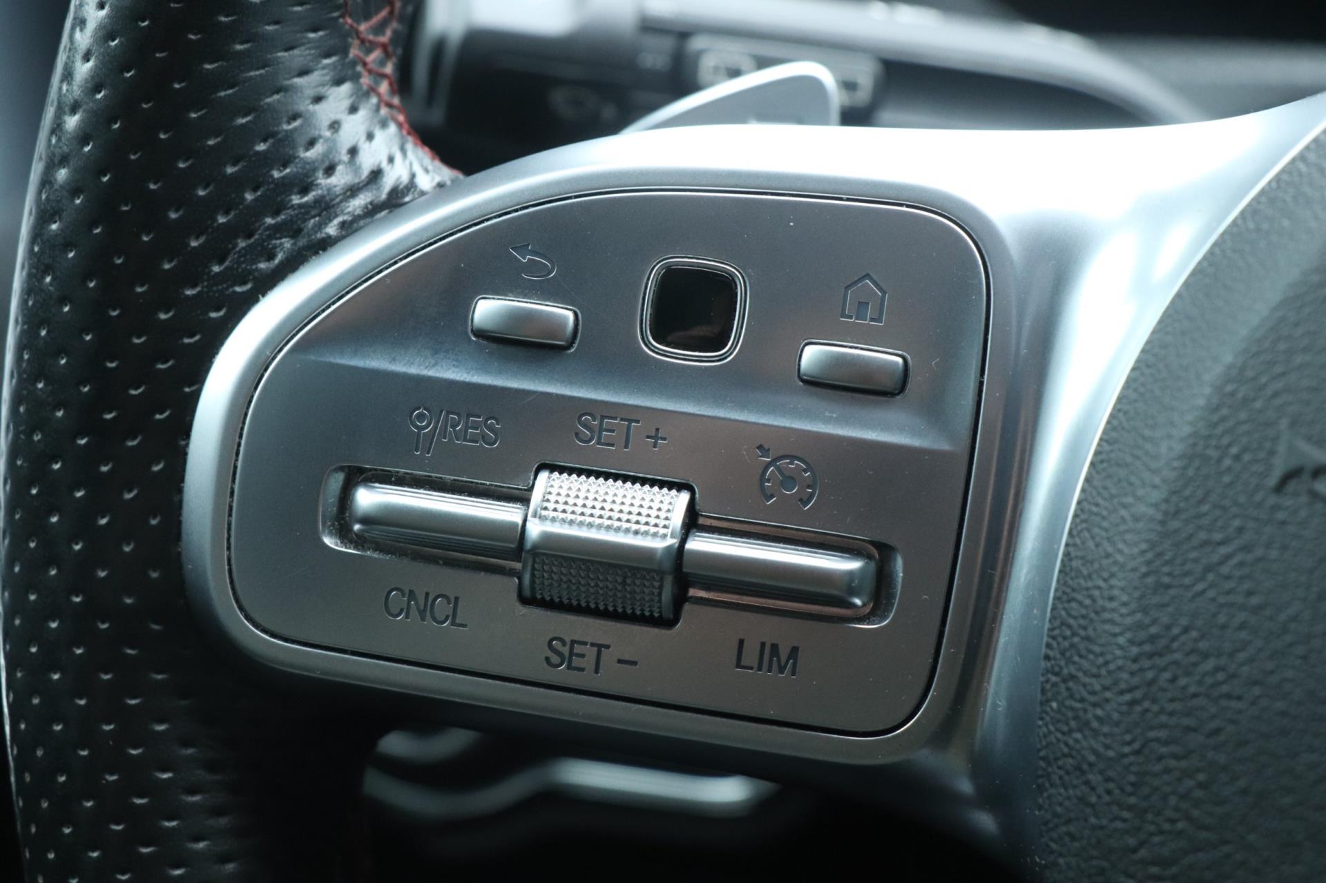 Foto van Mercedes-Benz AMG A 35