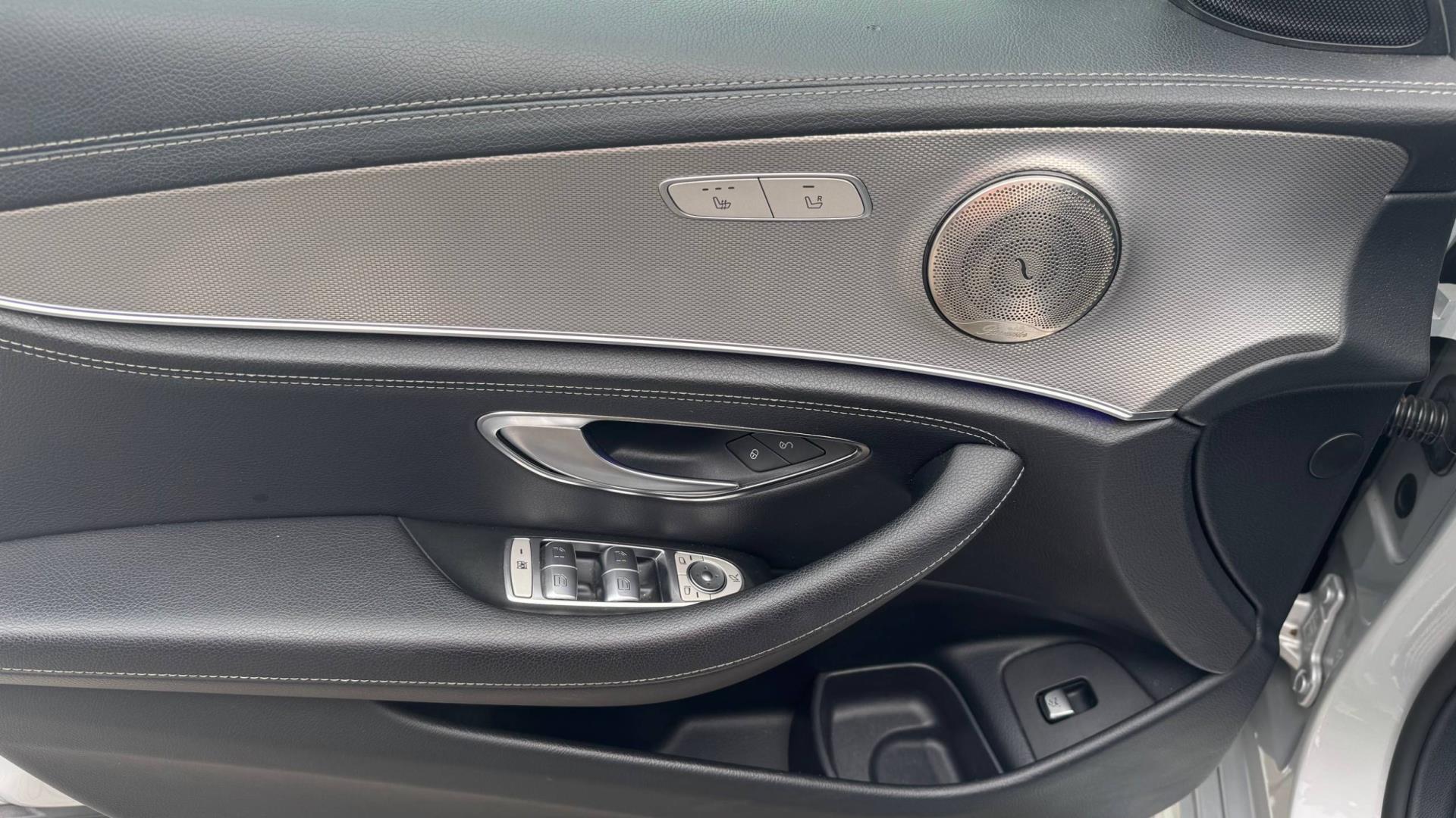 Foto van Mercedes-Benz E 200 D