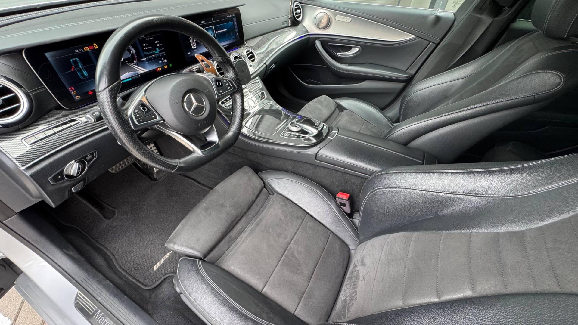 Foto van Mercedes-Benz E 200 D
