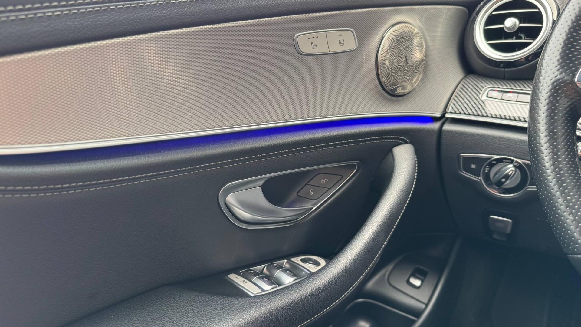 Foto van Mercedes-Benz E 200 D