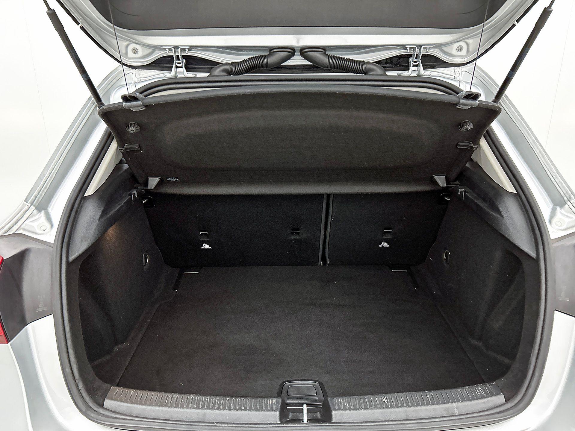 Foto van Mercedes-Benz A 200