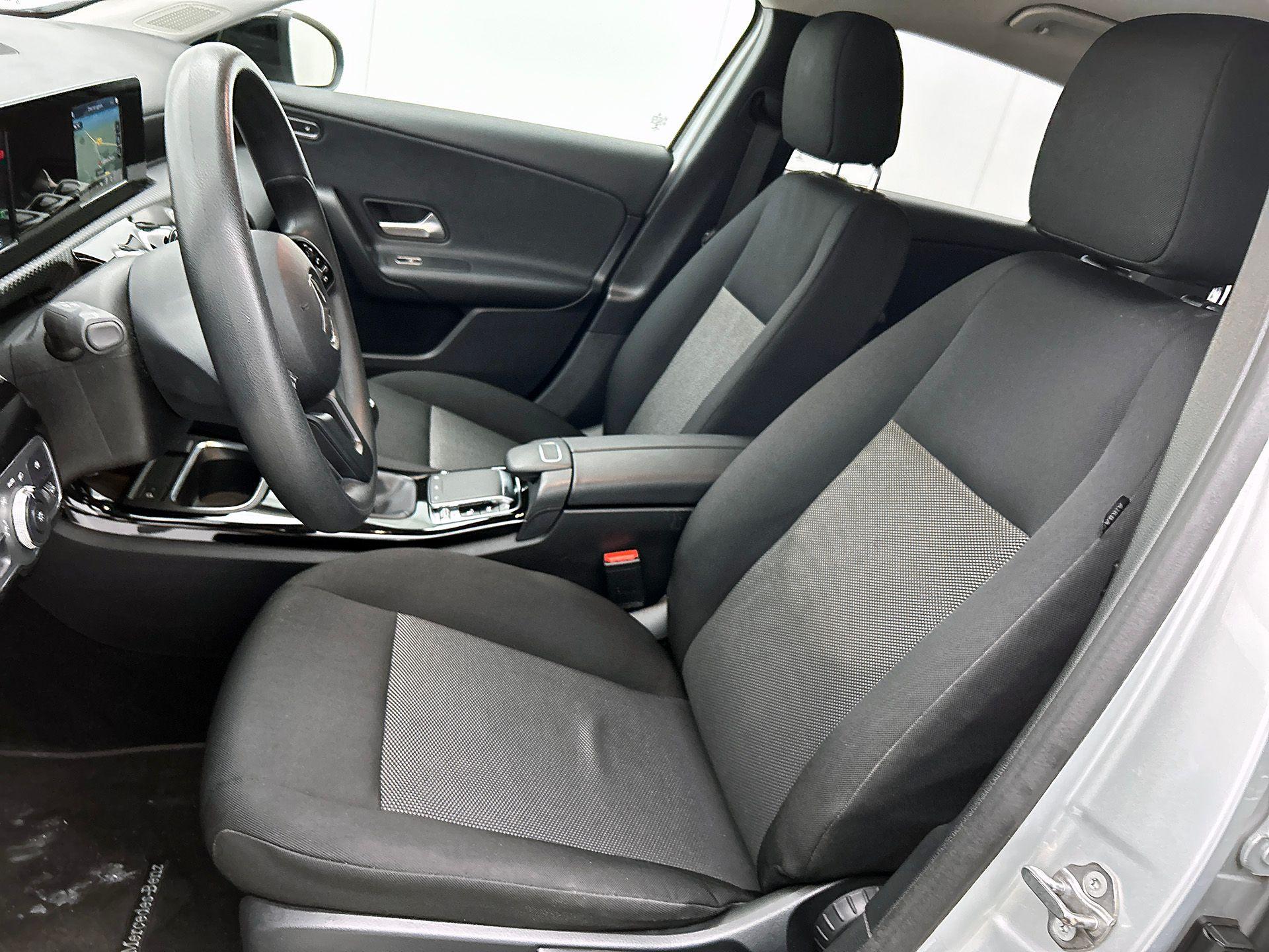 Foto van Mercedes-Benz A 200