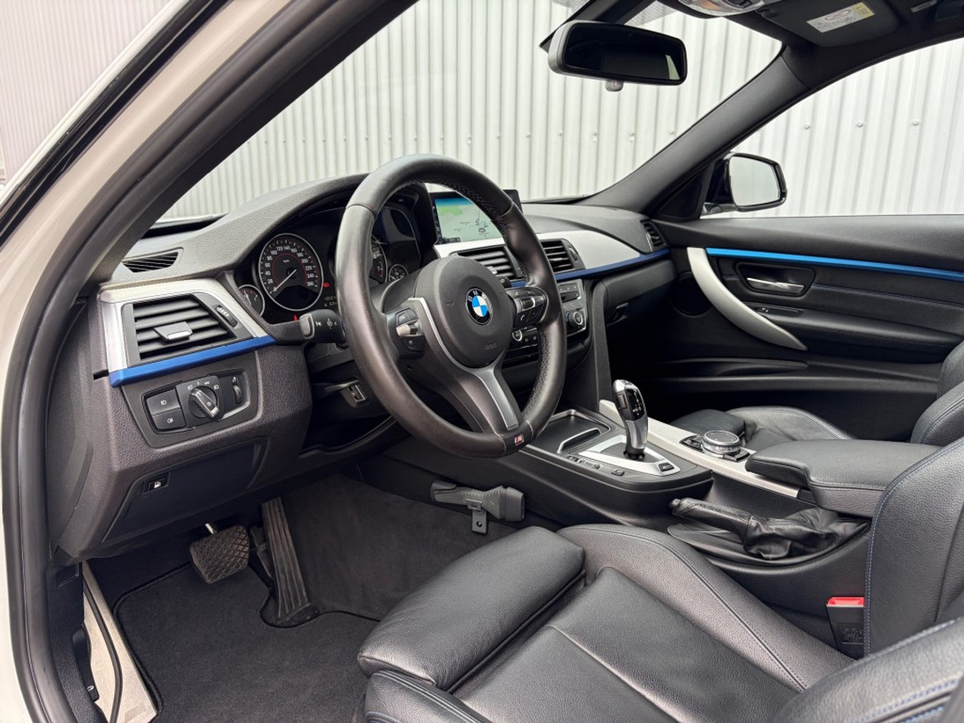 Foto van BMW 330e Iperformance
