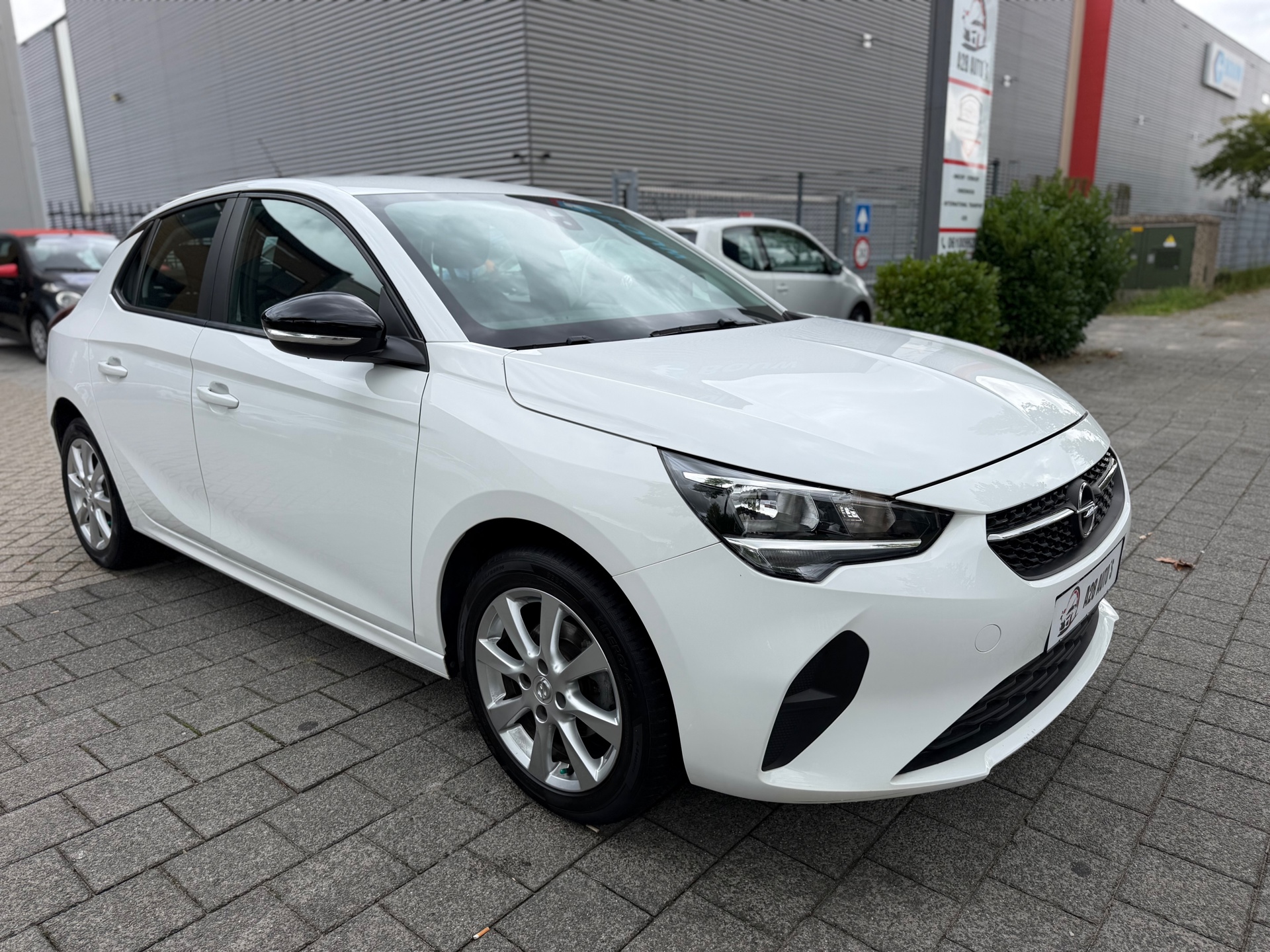 Opel Corsa 1.2 Edition 2022 - voorkant