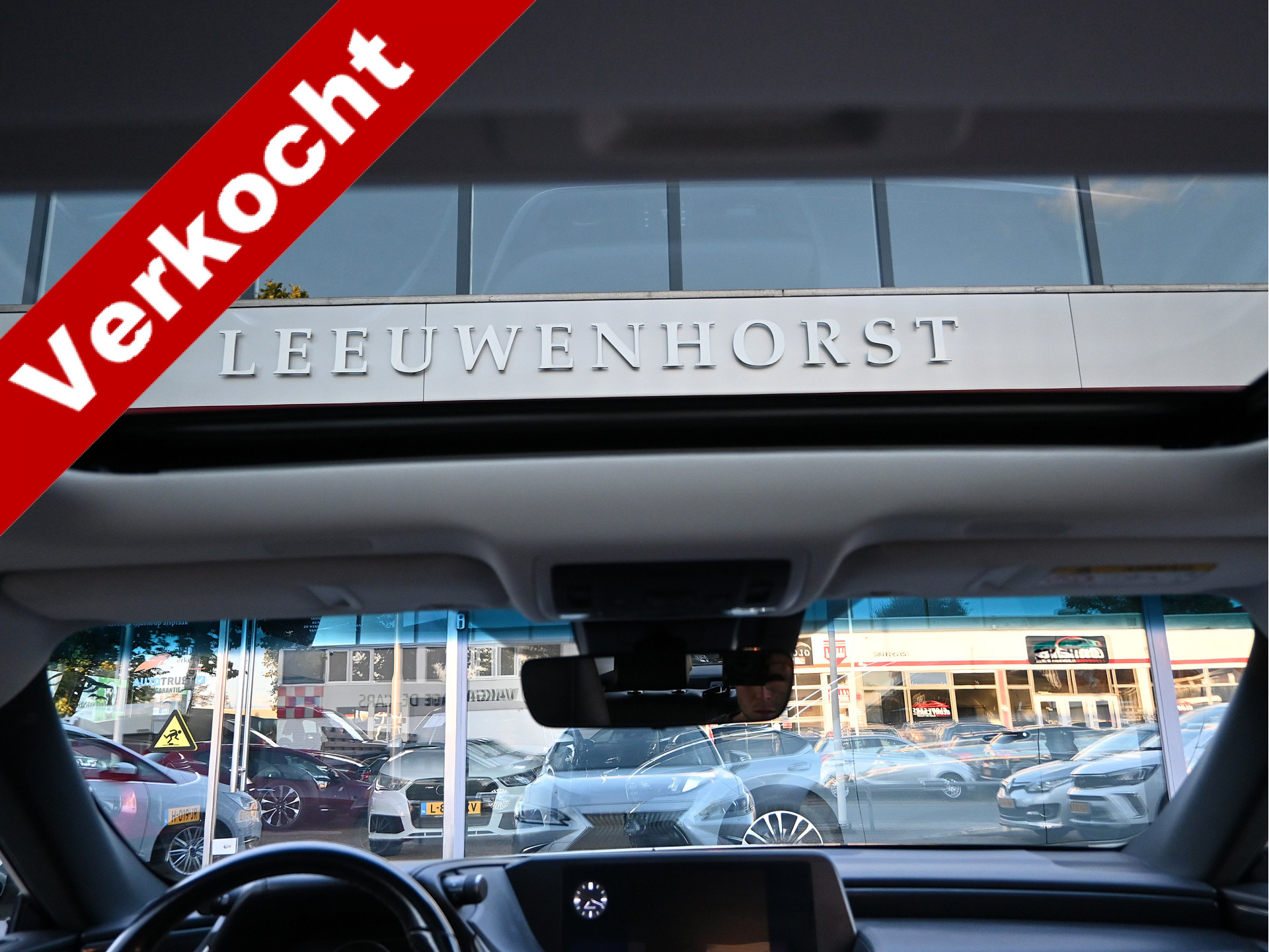 Foto van Lexus Lexus Es300h