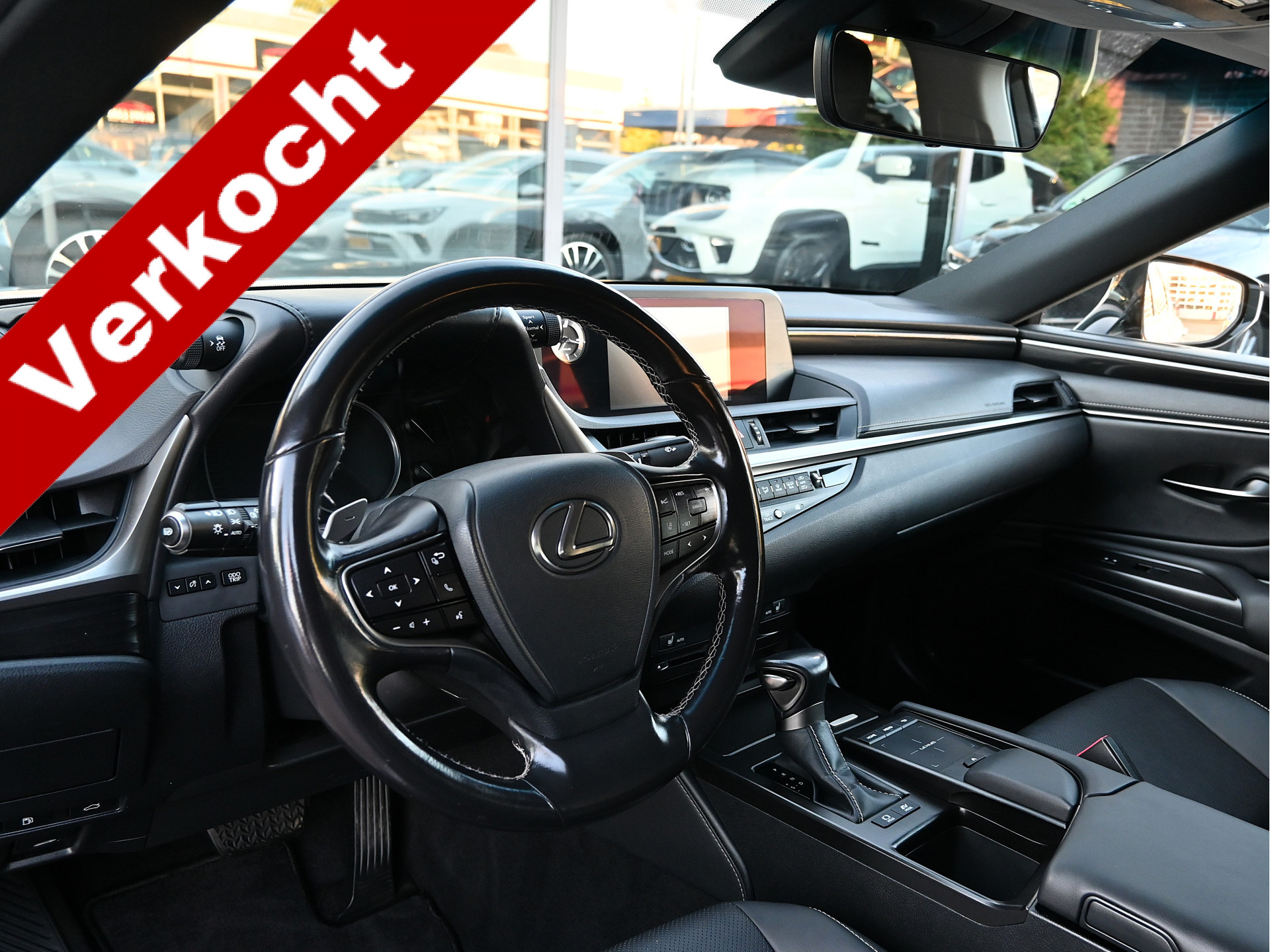 Foto van Lexus Lexus Es300h