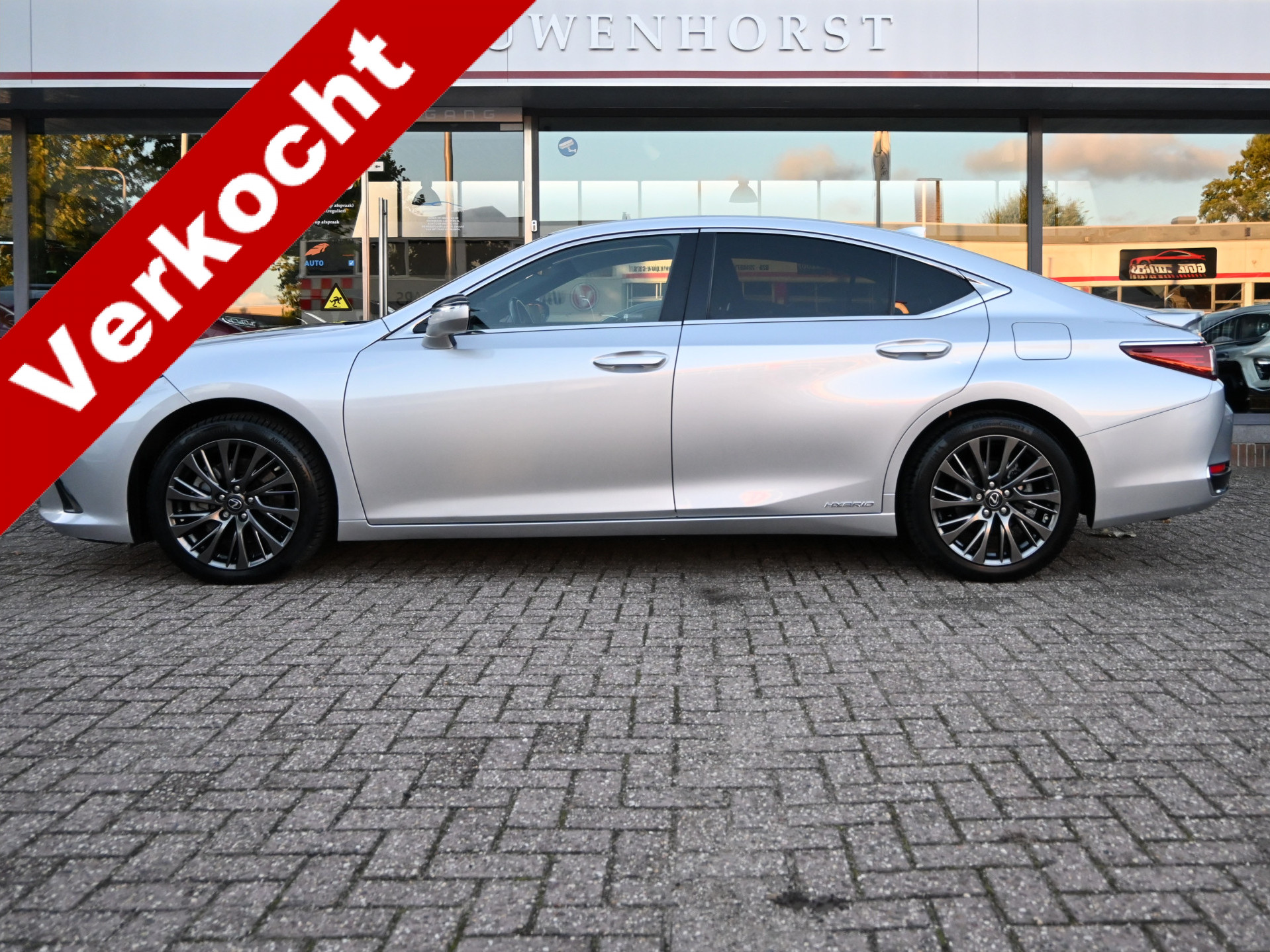 Foto van Lexus Lexus Es300h