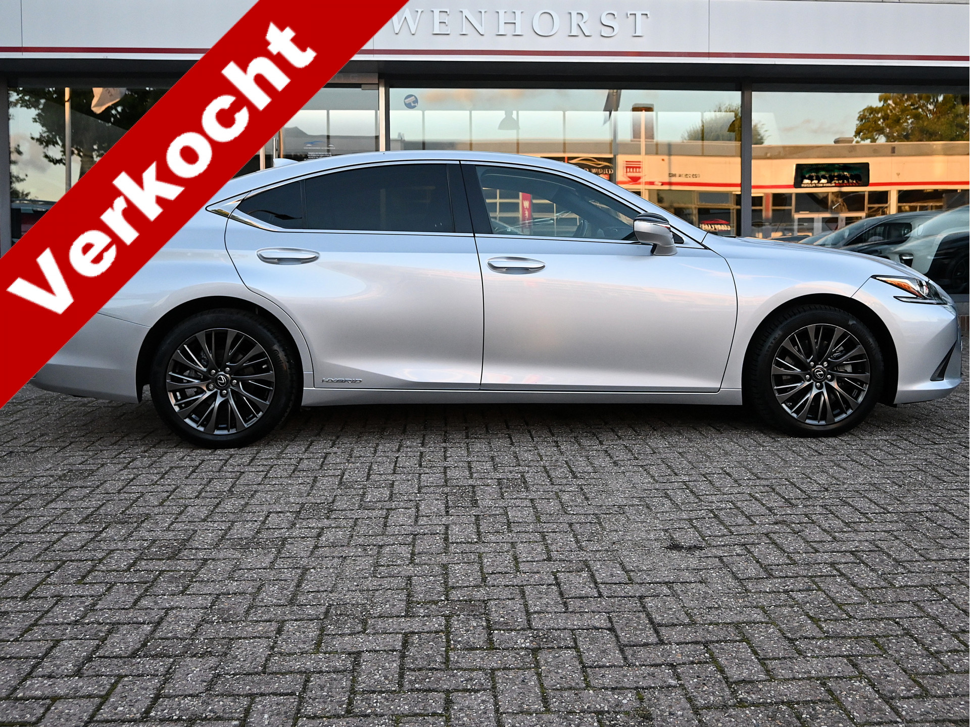 Foto van Lexus Lexus Es300h