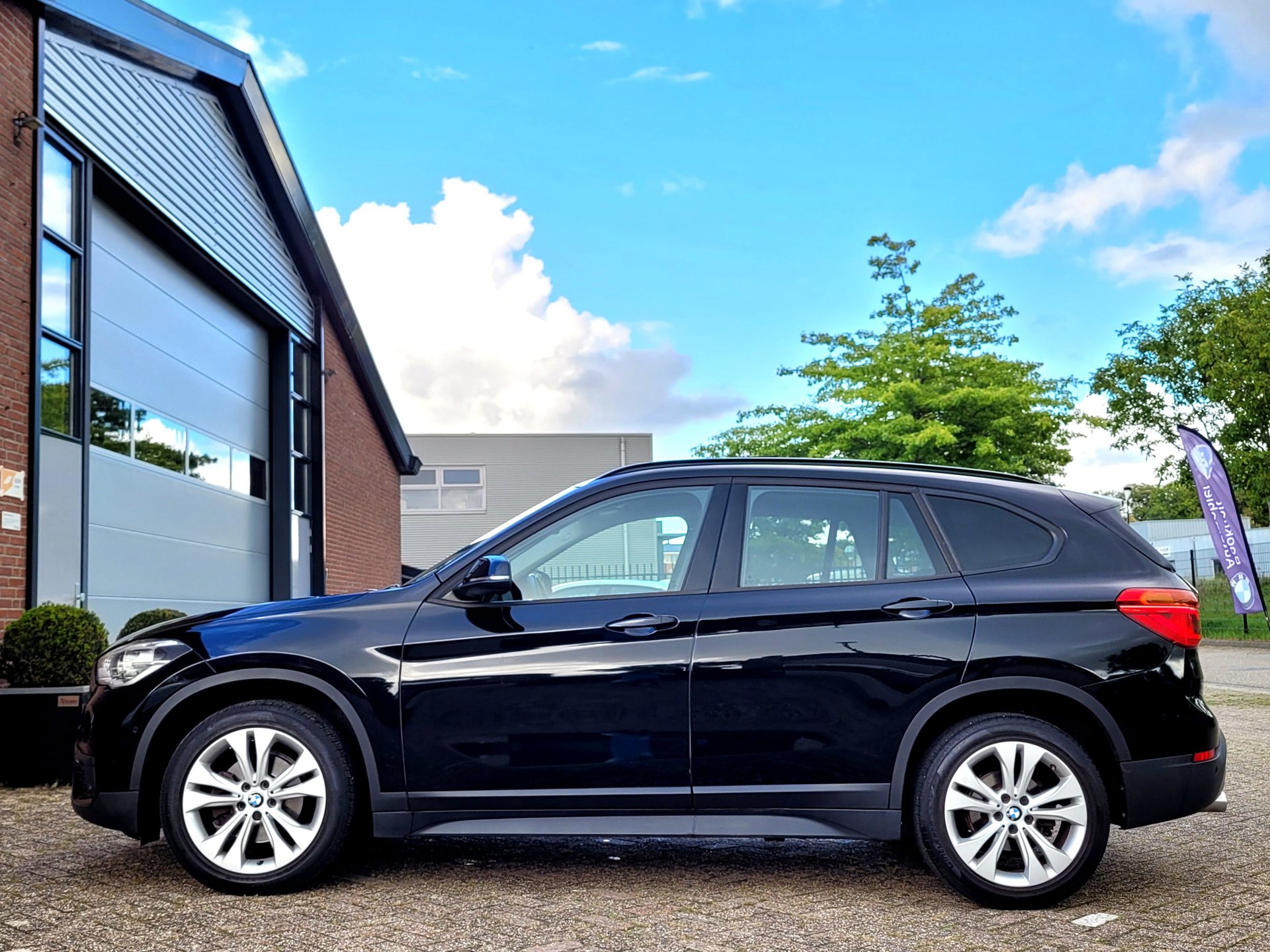 Foto van BMW X1 Sdrive18i