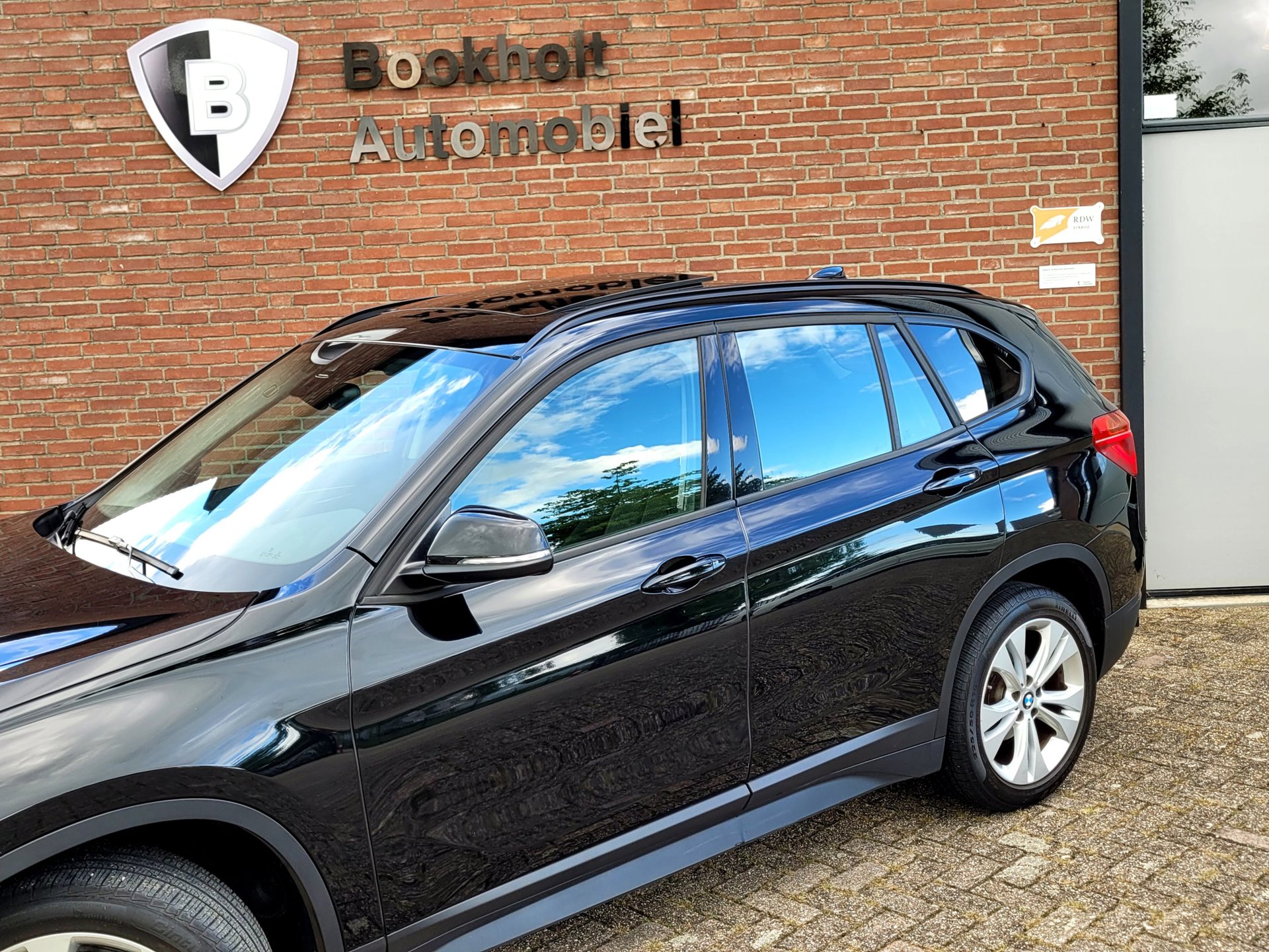 Foto van BMW X1 Sdrive18i