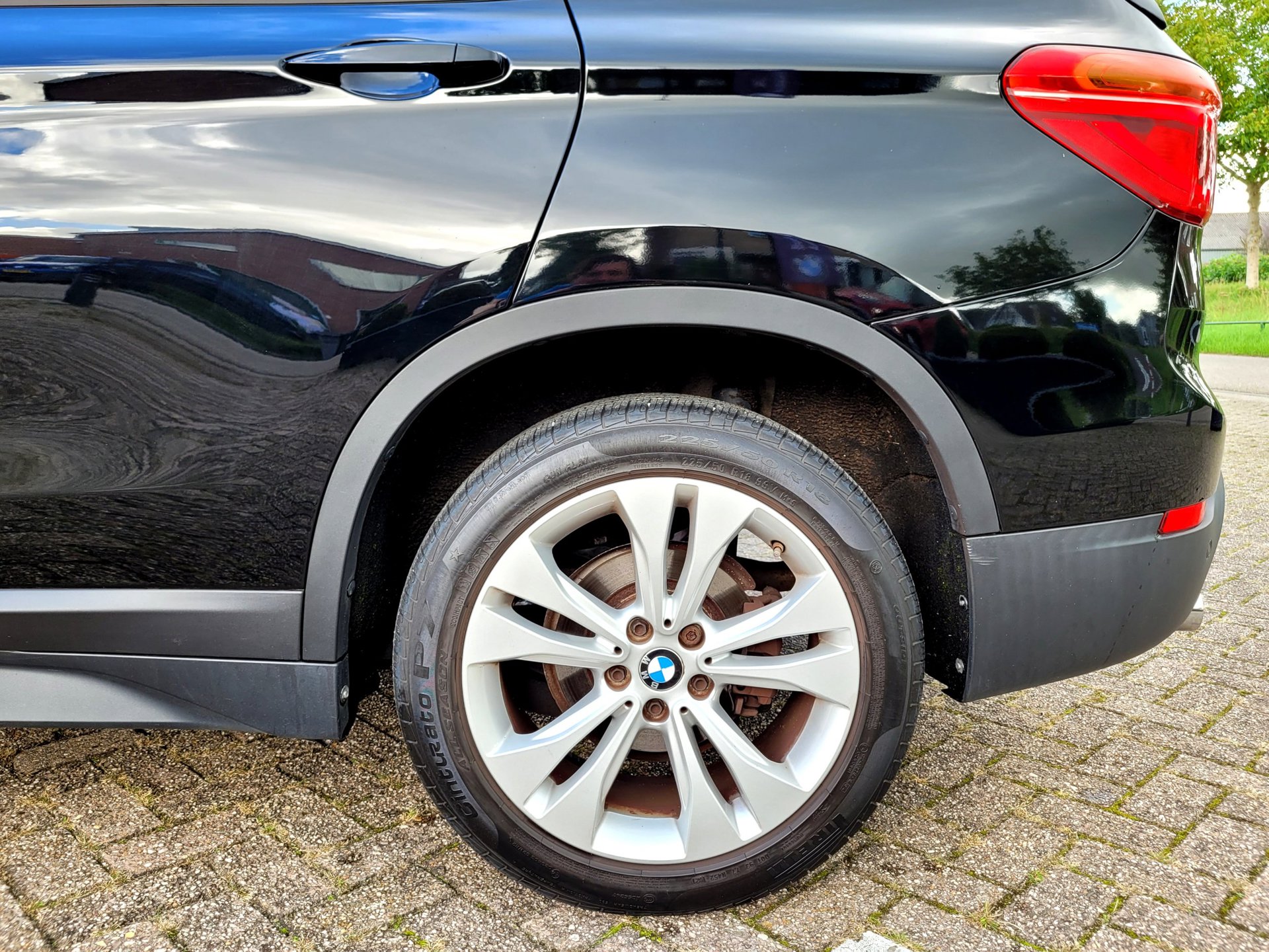 Foto van BMW X1 Sdrive18i