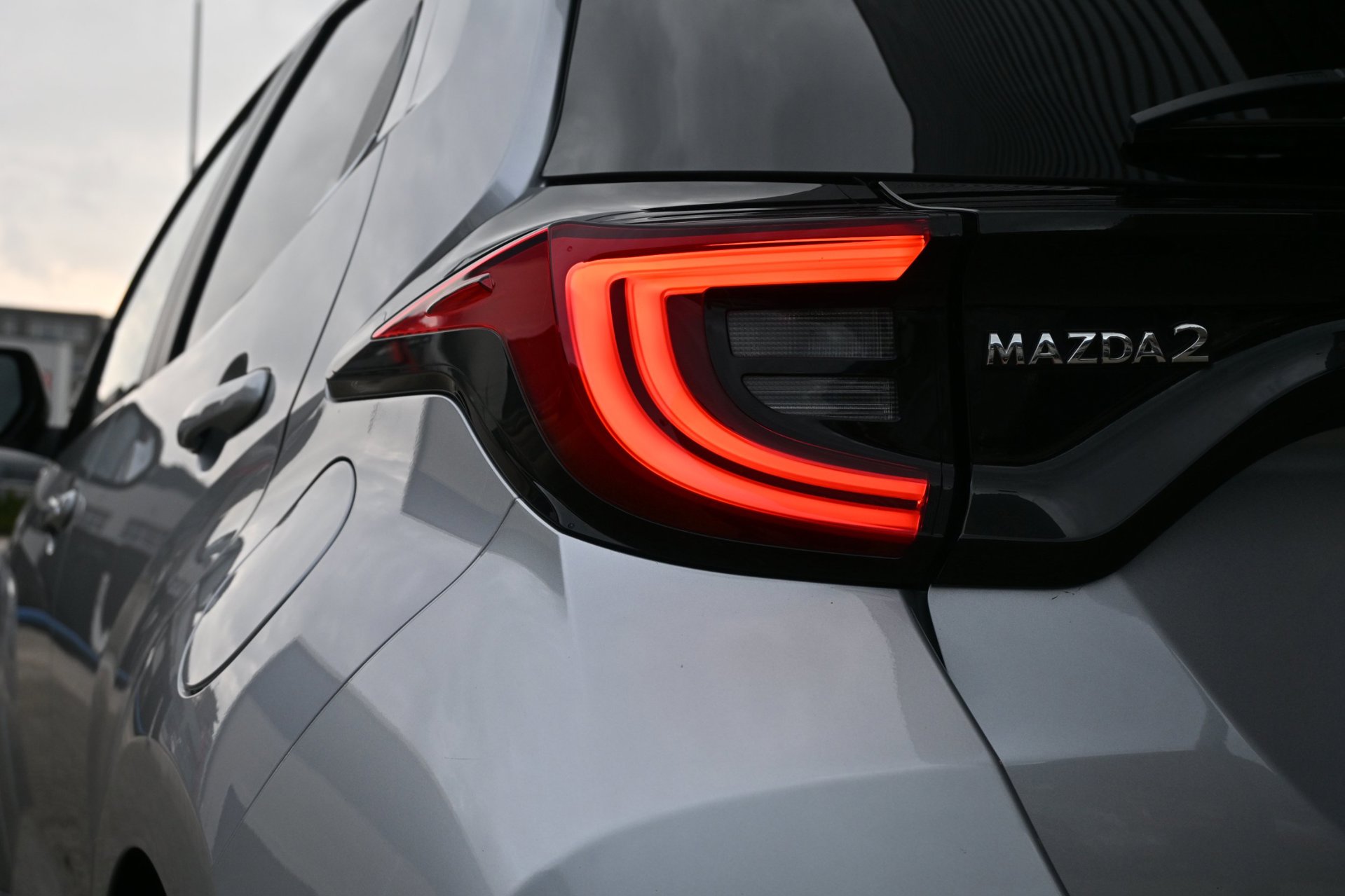 Foto van Mazda Mazda2 Hybrid