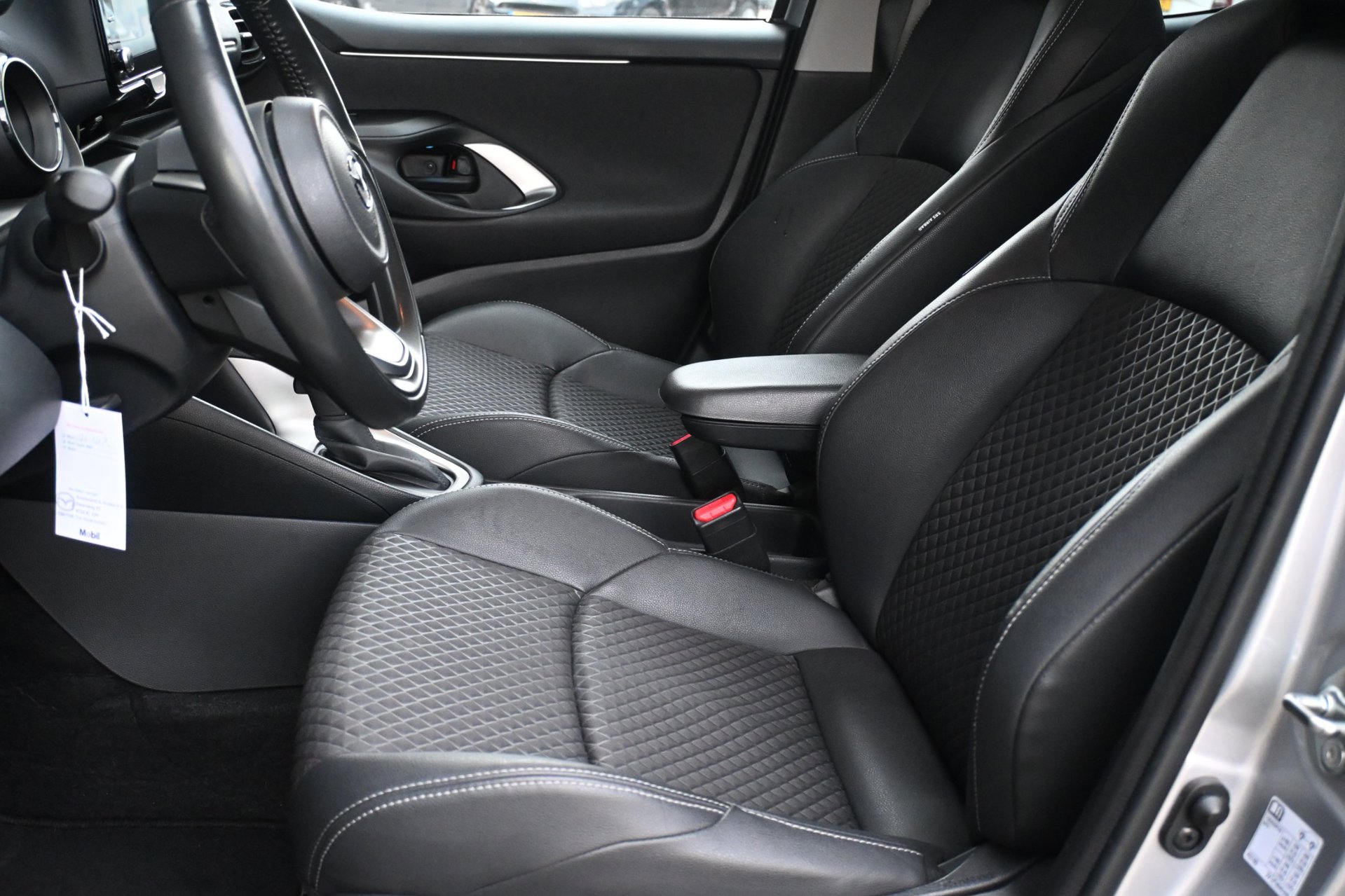Foto van Mazda Mazda2 Hybrid