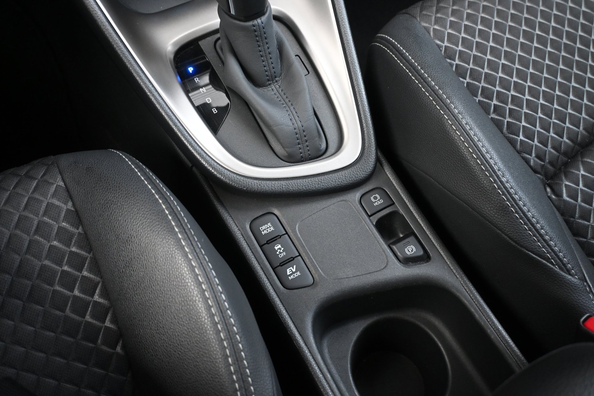 Foto van Mazda Mazda2 Hybrid
