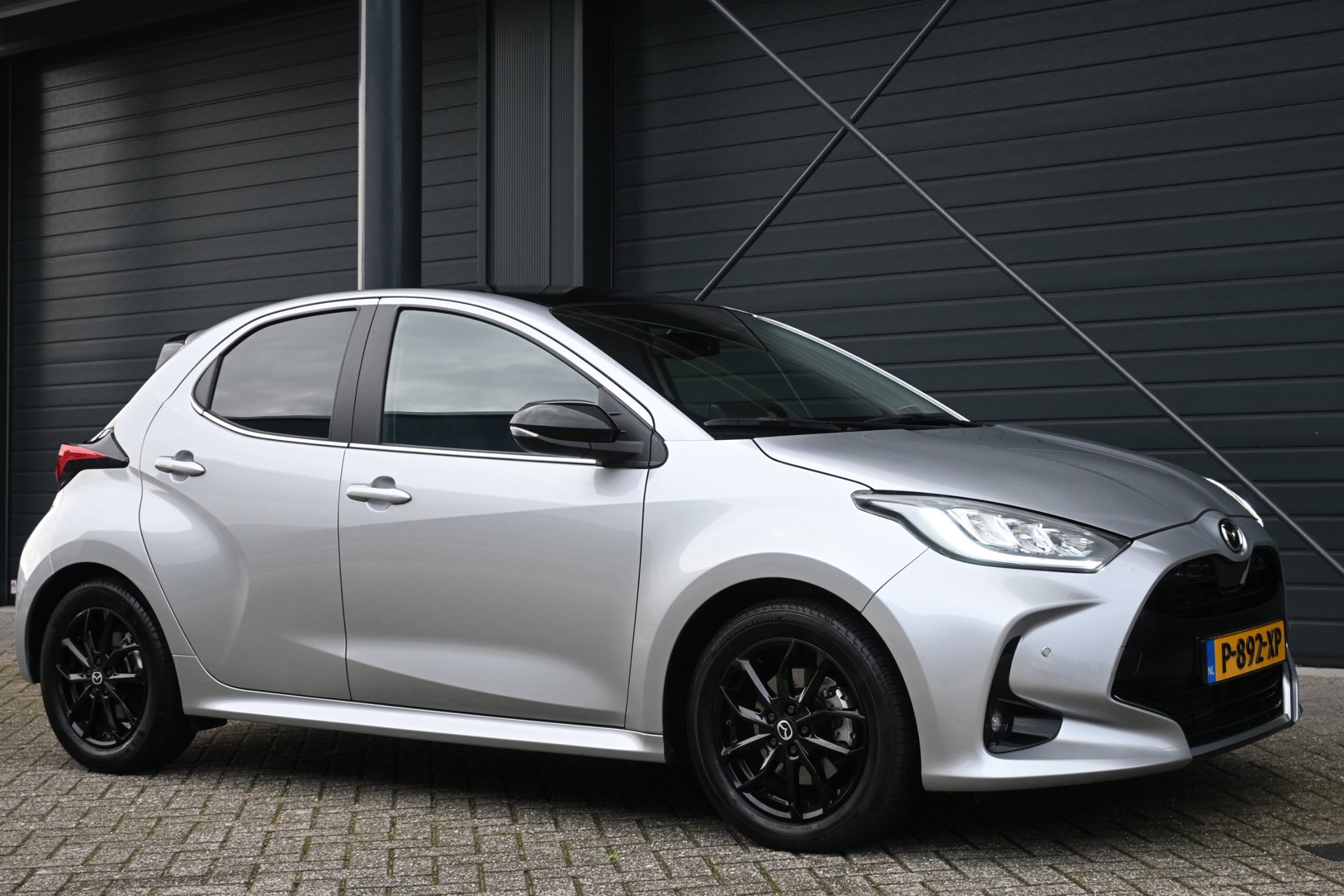Foto van Mazda Mazda2 Hybrid
