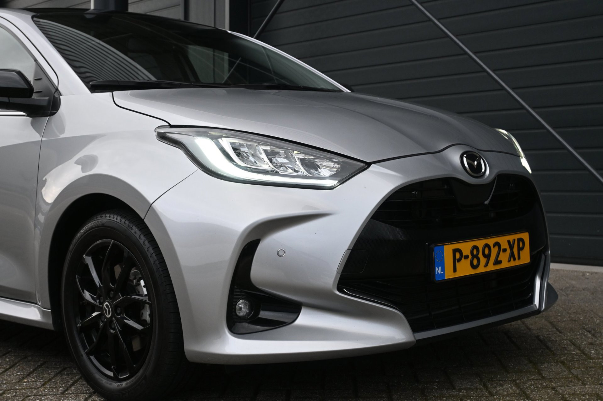 Foto van Mazda Mazda2 Hybrid