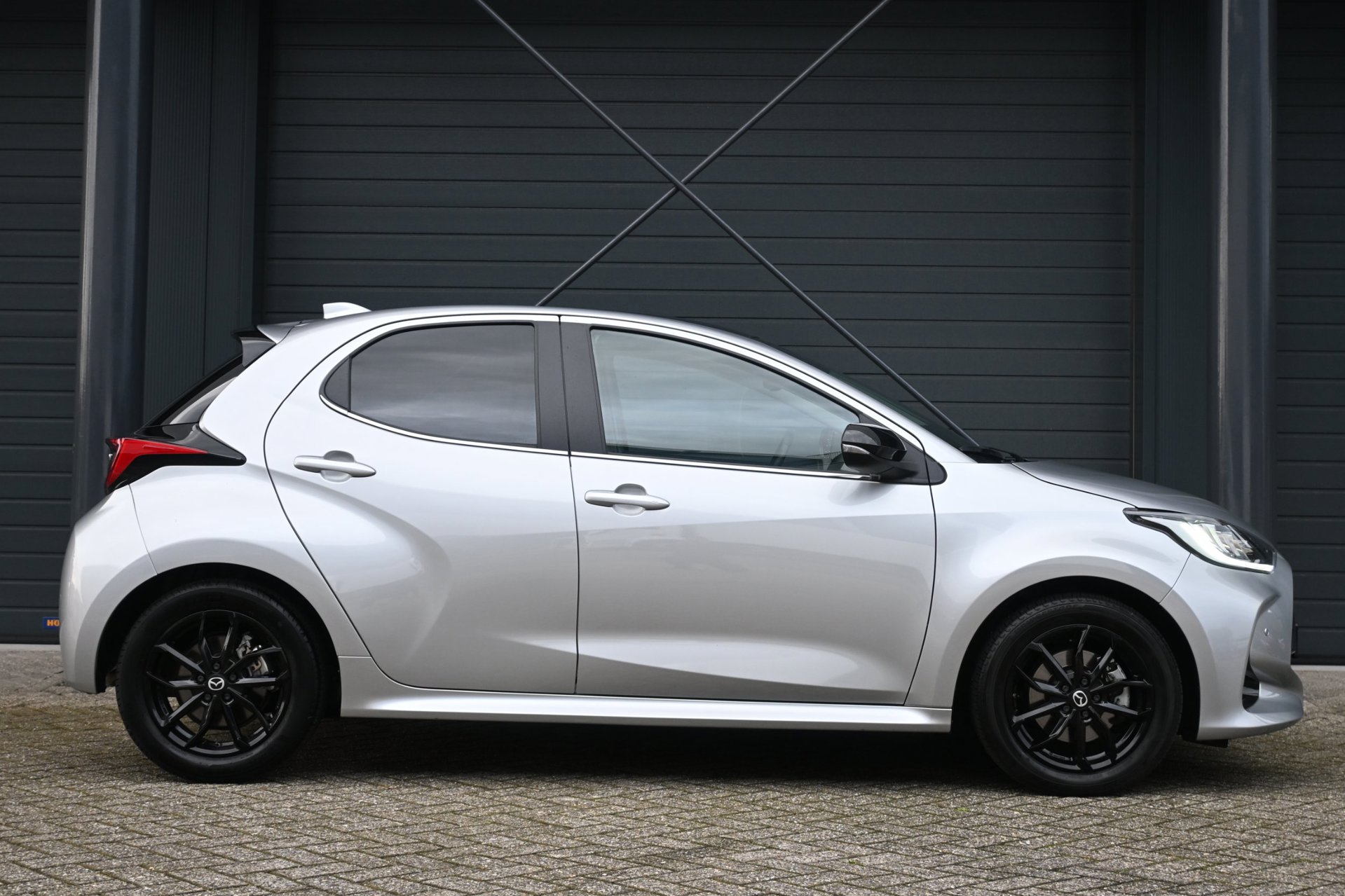 Foto van Mazda Mazda2 Hybrid