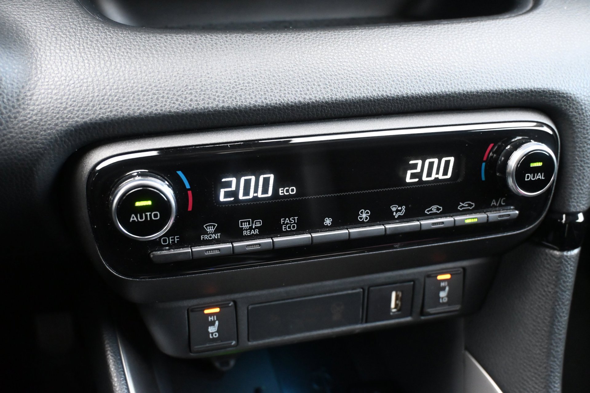Foto van Mazda Mazda2 Hybrid