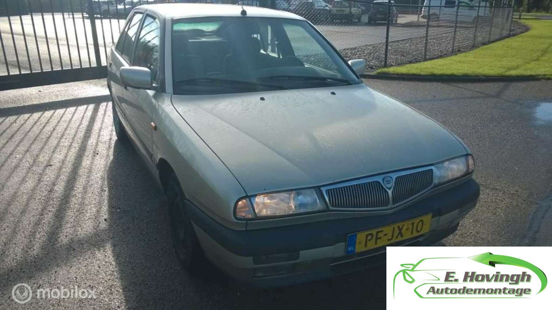 Lancia Delta 1.6-16V LE 1996 - voorkant