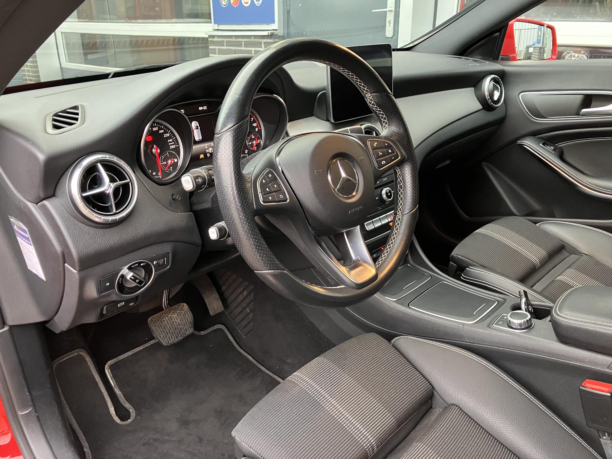 Foto van Mercedes-Benz Cla