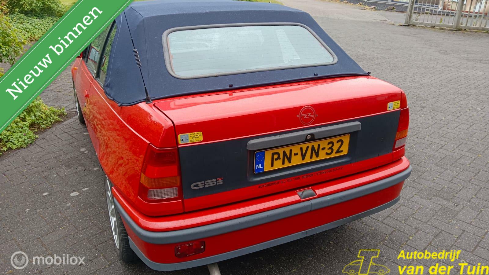 Foto van Opel Astra Cabriolet