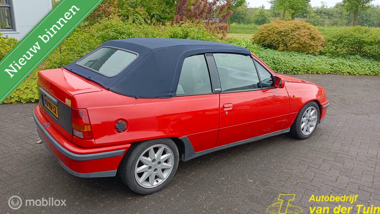Foto van Opel Astra Cabriolet