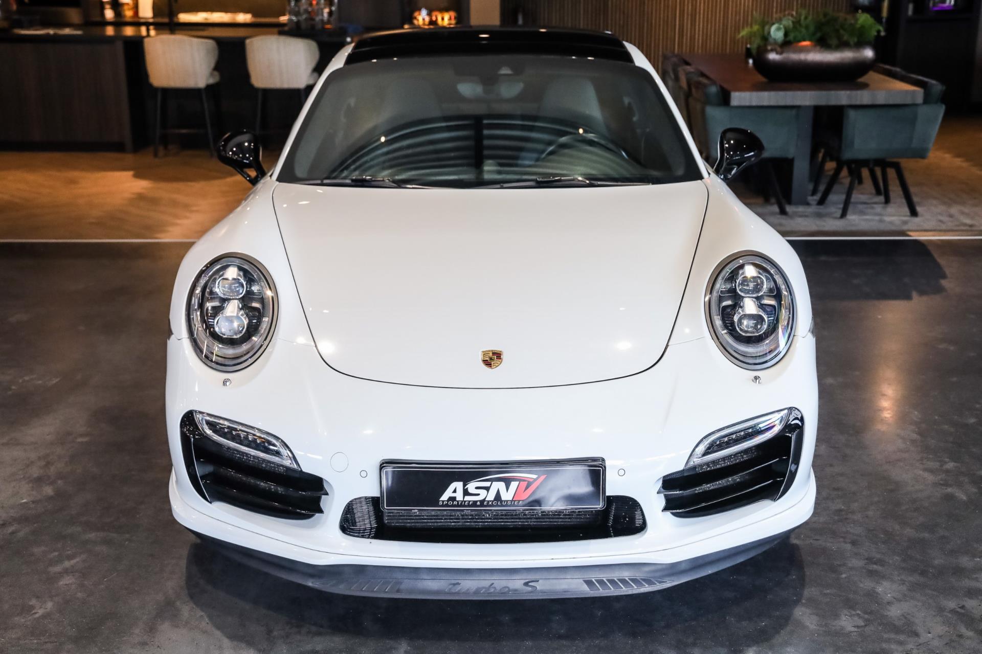 Foto van Porsche 911 Turbo S