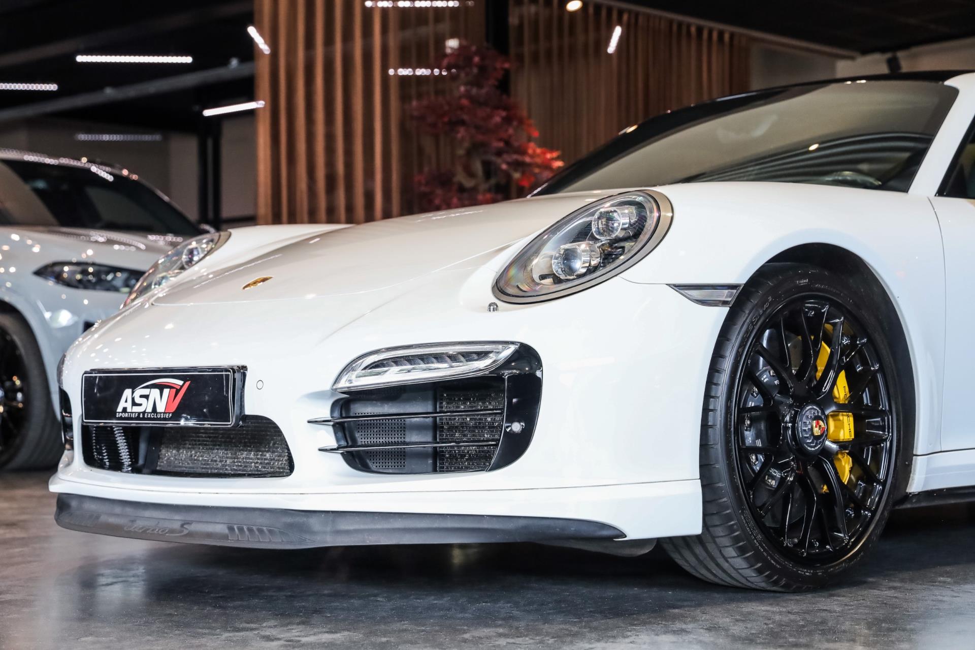 Foto van Porsche 911 Turbo S