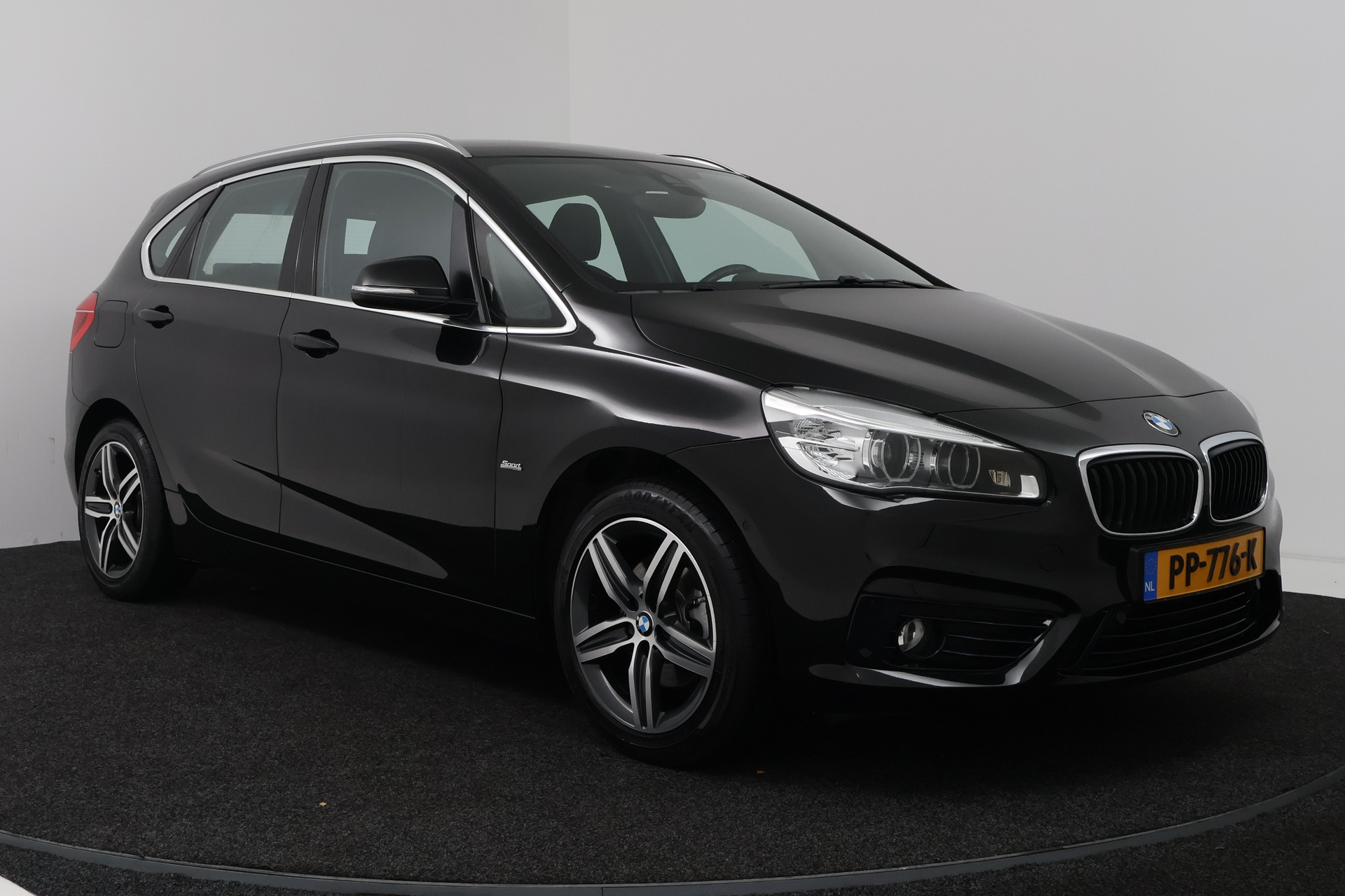 Foto van BMW 218i Active Tourer