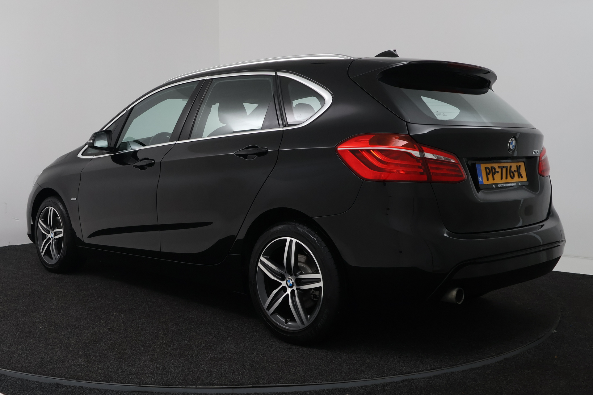 Foto van BMW 218i Active Tourer